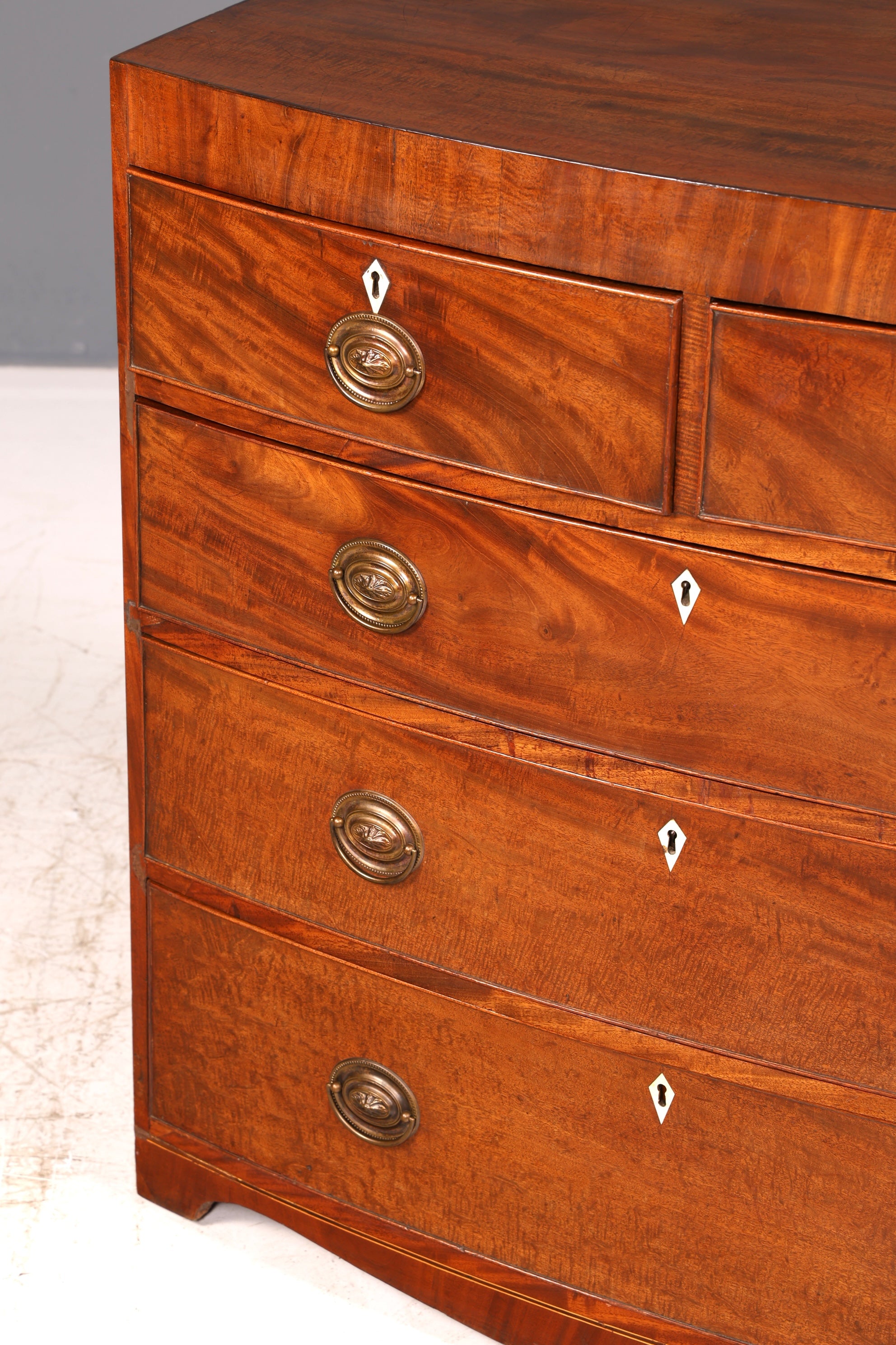 Wunderschöne Englische Kommode Mahagoni Antik Schubladenkommode Bow Front Schrank Sideboard Vintage