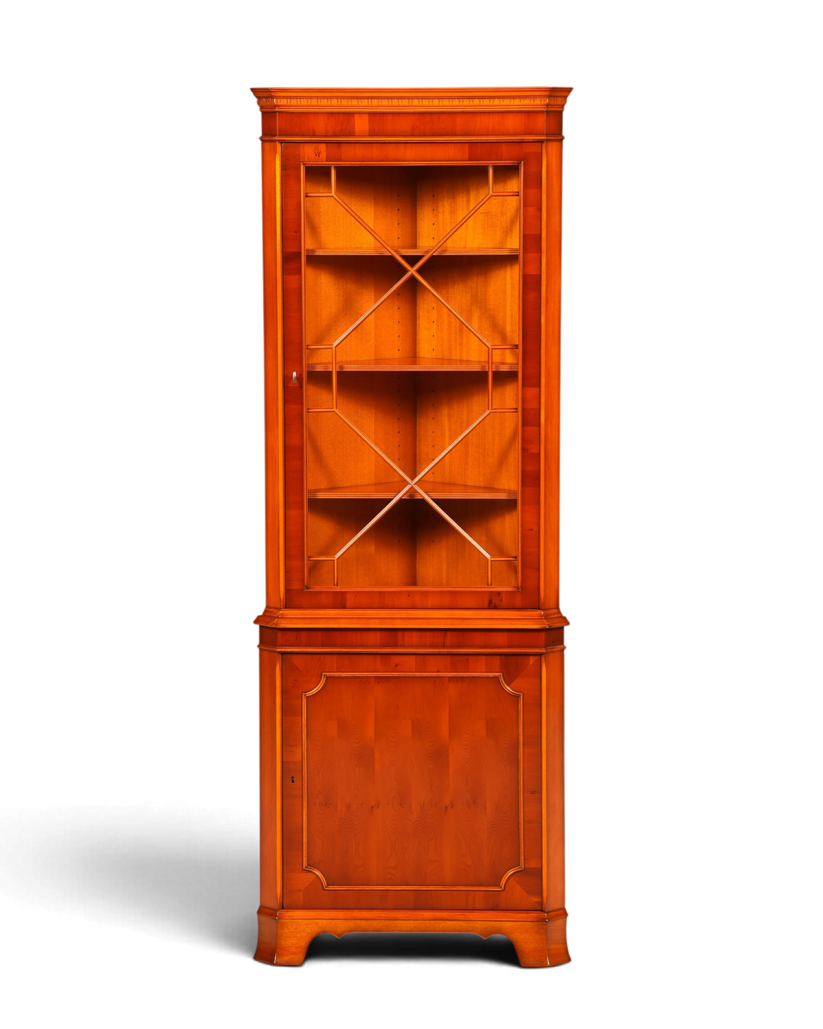Hauptstadt Möblerei Heldense Eckvitrine aus Eibenholz im englischen Antik-Stil mit Glastüren und verstellbaren Böden