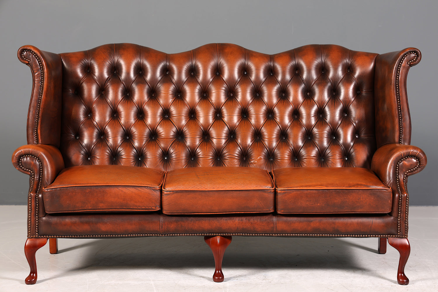 Wunderschönes Original Centurion Queen Anne Sofa 3-Sitzer Couch Chesterfield England Polstersofa