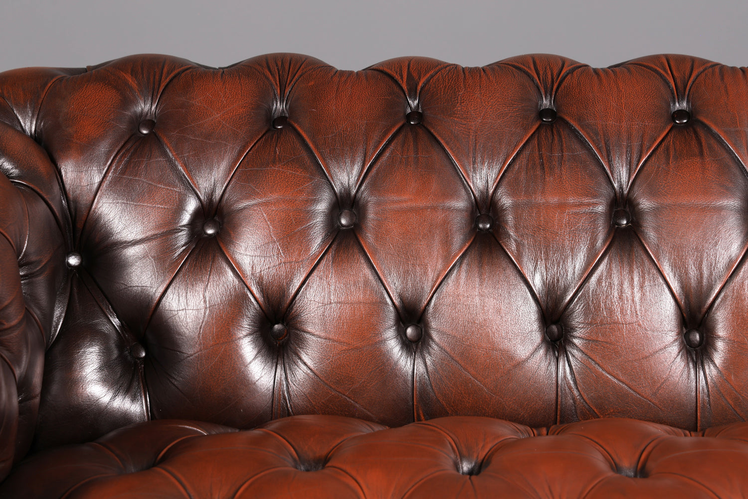Wunderschönes Original Chesterfield Sofa 2-Sitzer Couch Englisches echt Leder Sofa UK 1 von 2