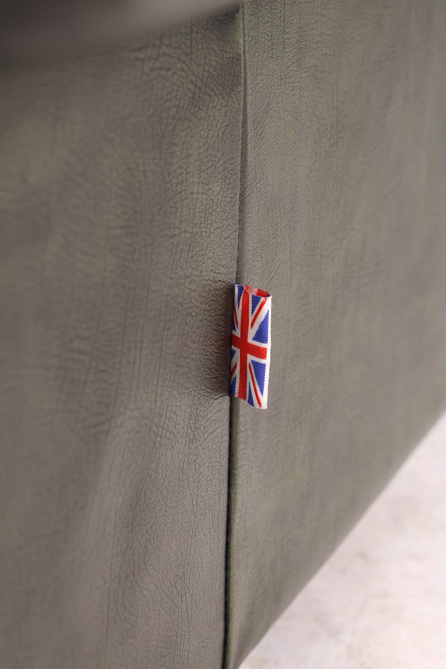 Wunderschöner Original Chesterfield Centurion Sessel grün Englischer Armlehnsessel Englisch Herrensessel