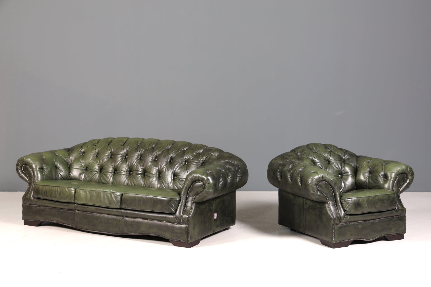 Wunderschöner Original Chesterfield Centurion Sessel grün Englischer Armlehnsessel Englisch Herrensessel