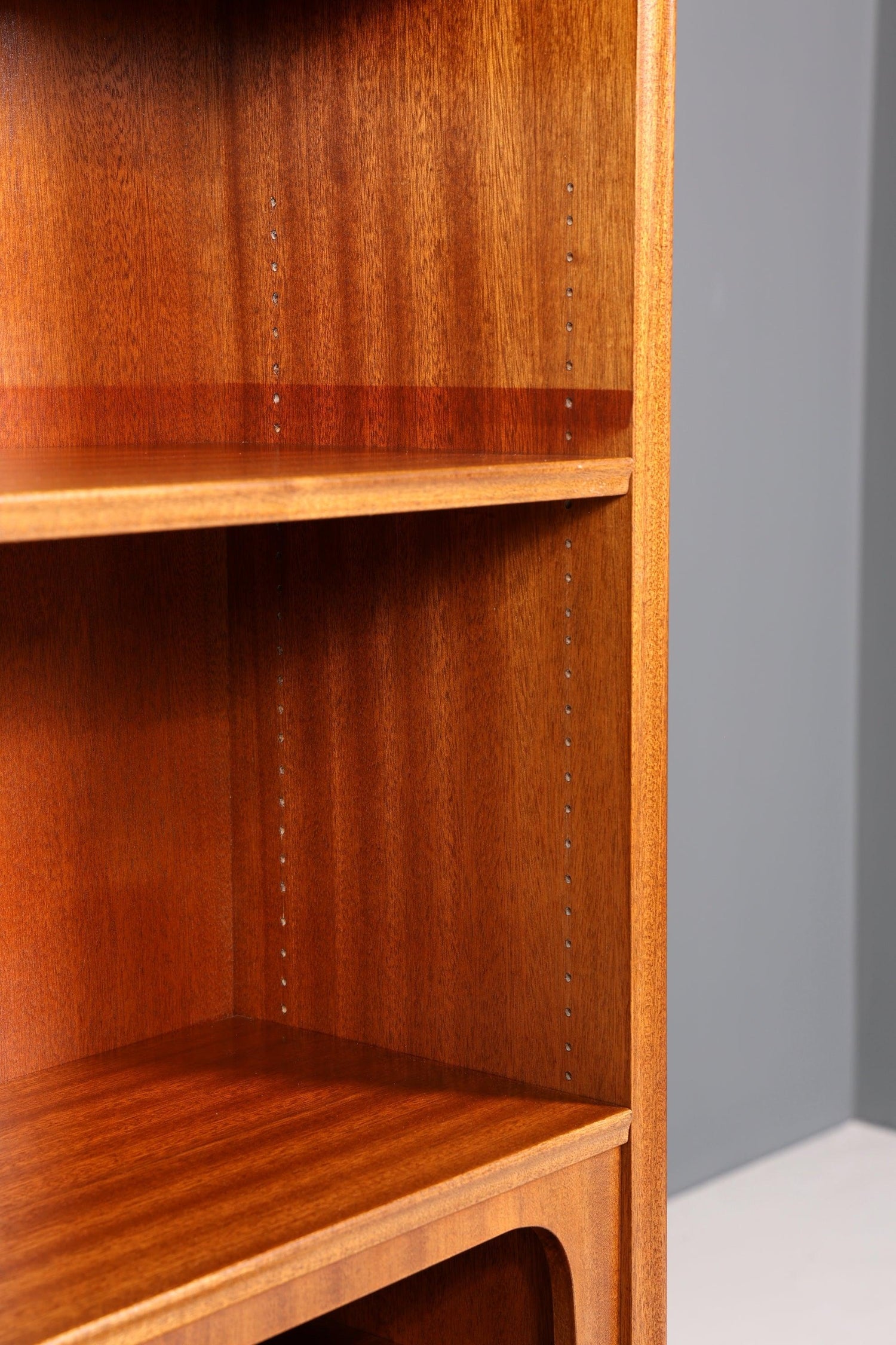 Stilvoller Mid Century Schrank &quot;Made in Denmark&quot; Highboard Sekretär Holz Regal Danish Design