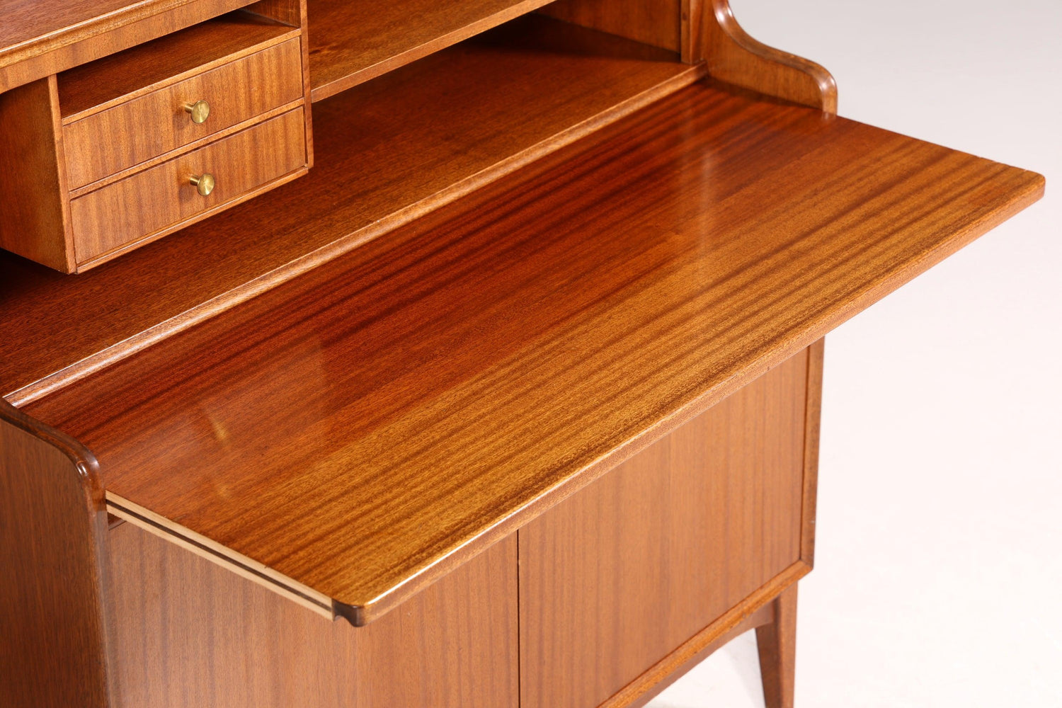 Stilvoller Mid Century Schrank &quot;Made in Denmark&quot; Highboard Sekretär Holz Regal Danish Design