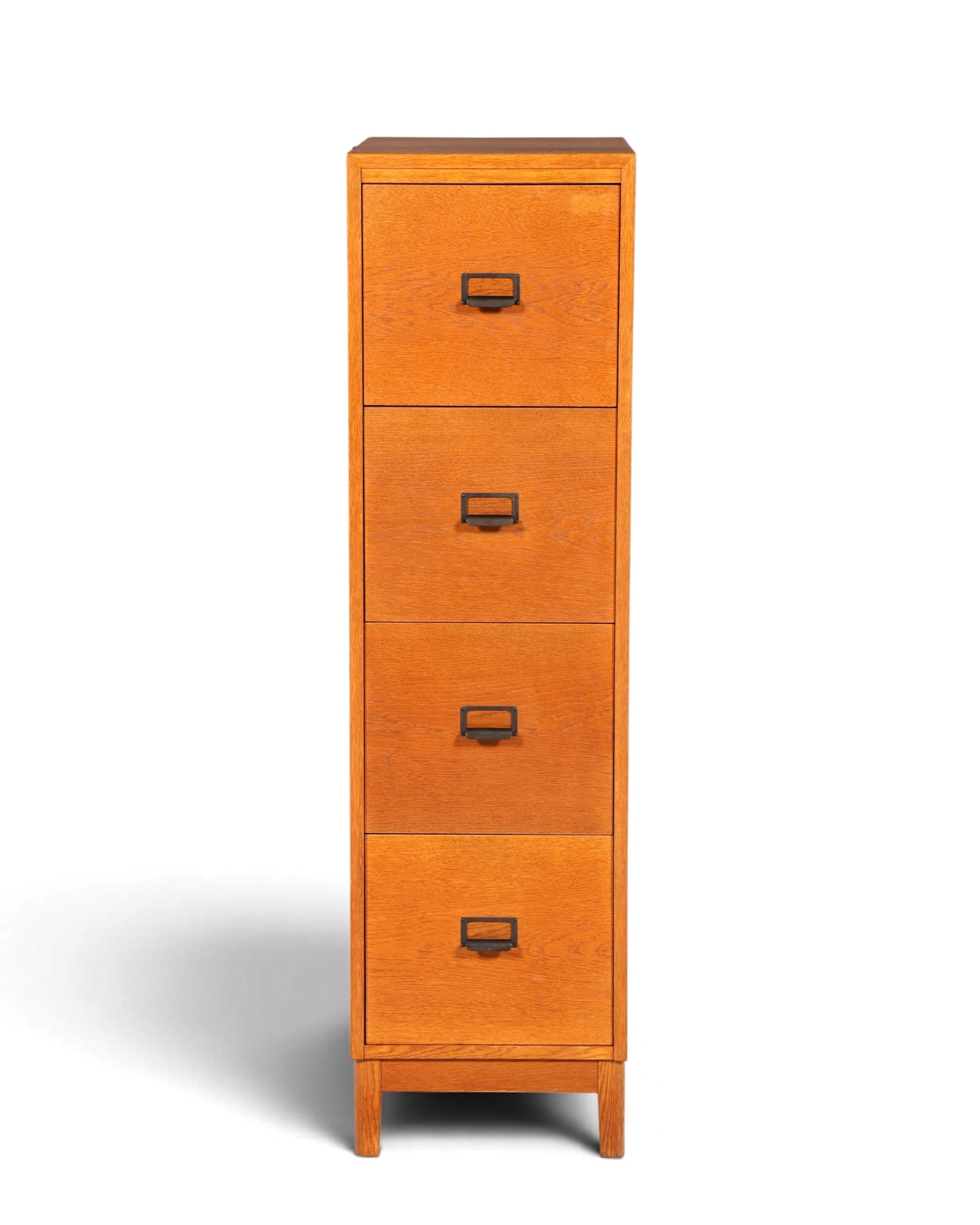 Hauptstadt Möblerei Mid Century Aktenschrank aus massivem Holz mit vier Schubladen im Bauhaus-Stil