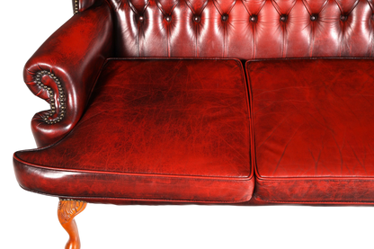 Hauptstadt Möblerei Chesterfield 3er Sofa aus rotem Echtleder mit klassischer Knopfheftung und Ziernägeln