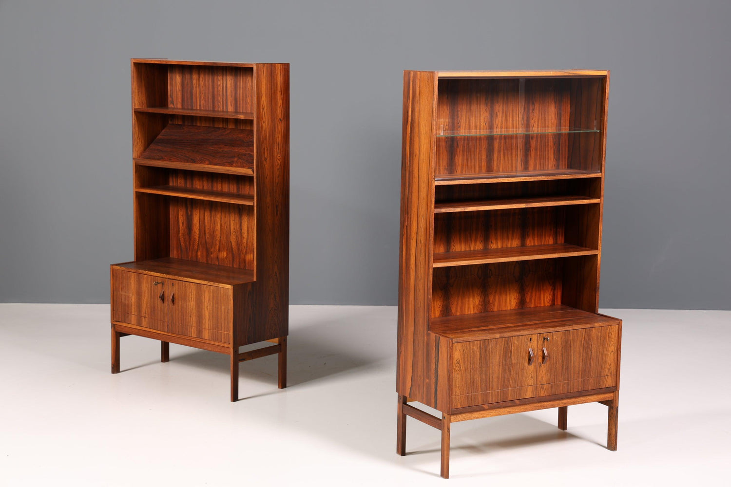 Stilvolles Mid Century Palisander Regal Vintage Bücherregal 60s Schrank Kommode Buchablage