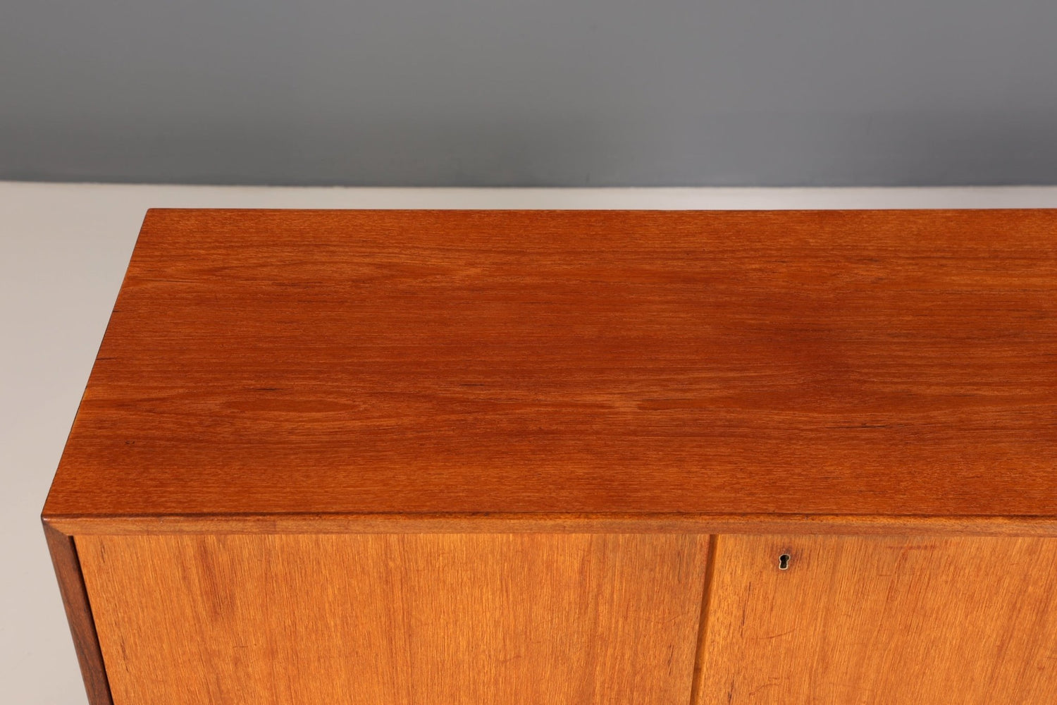 Wunderschönes Mid Century Highboard echt Holz Schrank Büro Kommode 60er Jahre
