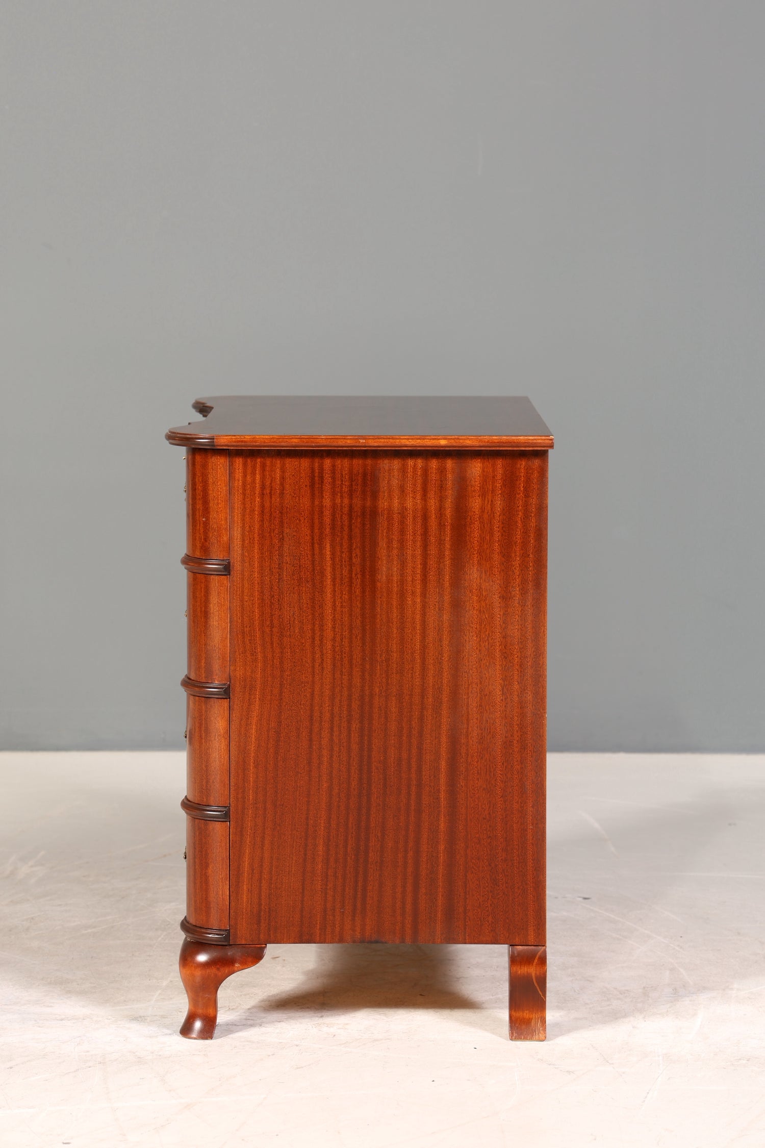 Wunderschöne geschwungene Kommode im Barock Stil Sideboard Englisch Schubladenkommode