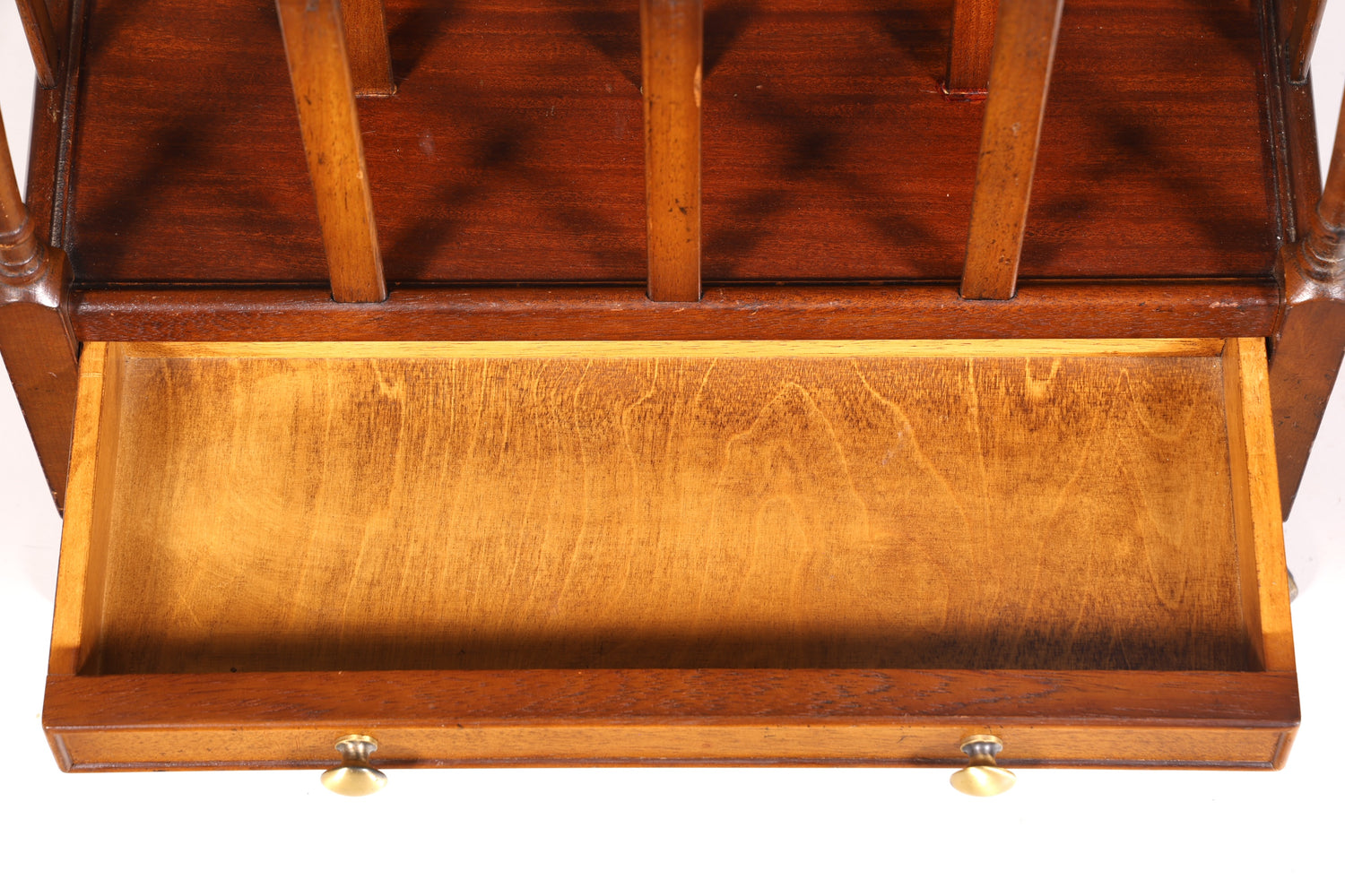 Wunderschöner Englischer Zeitungsständer Magazin Rack Antik 60s Ablage Buchablage