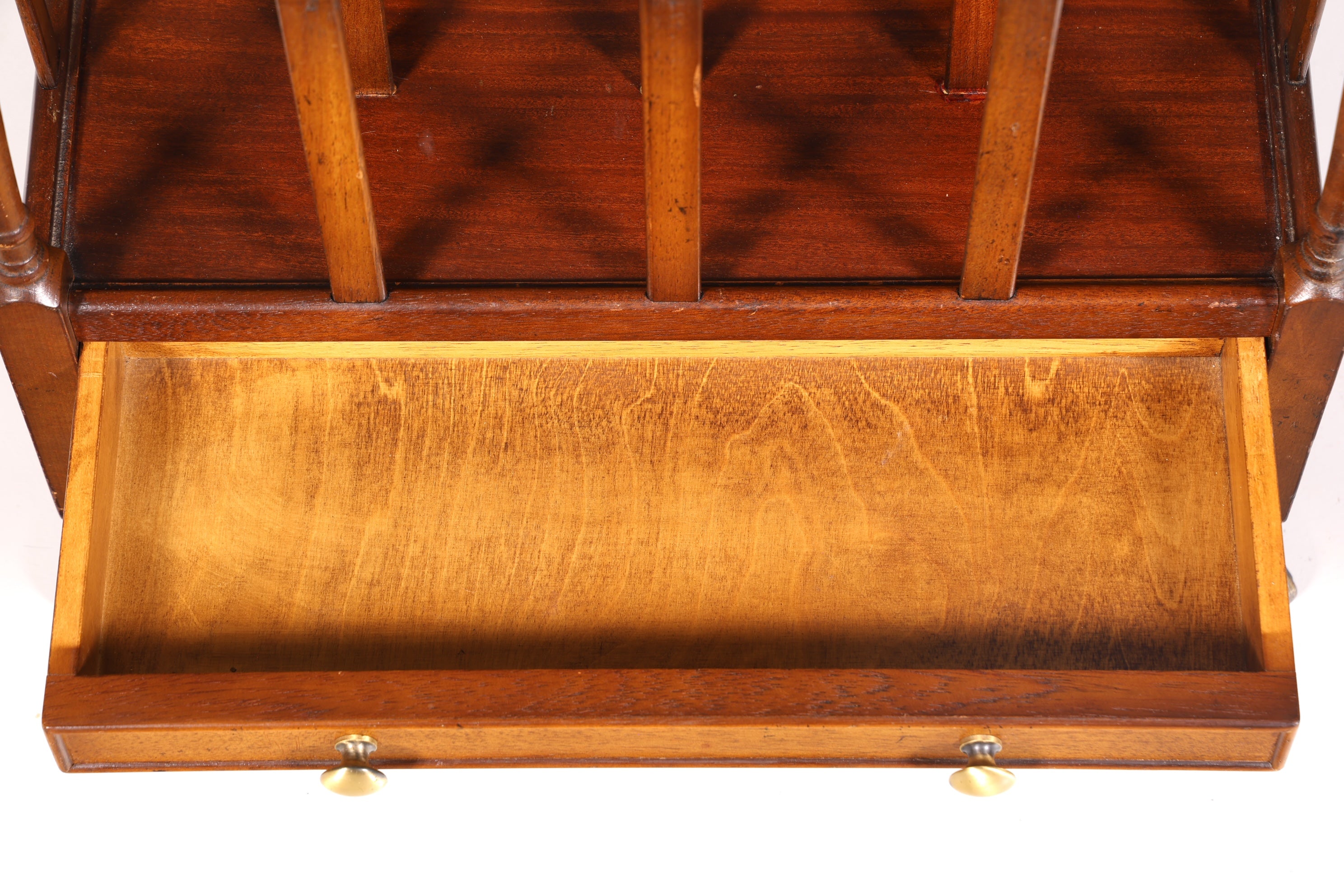 Wunderschöner Englischer Zeitungsständer Magazin Rack Antik 60s Ablage Buchablage