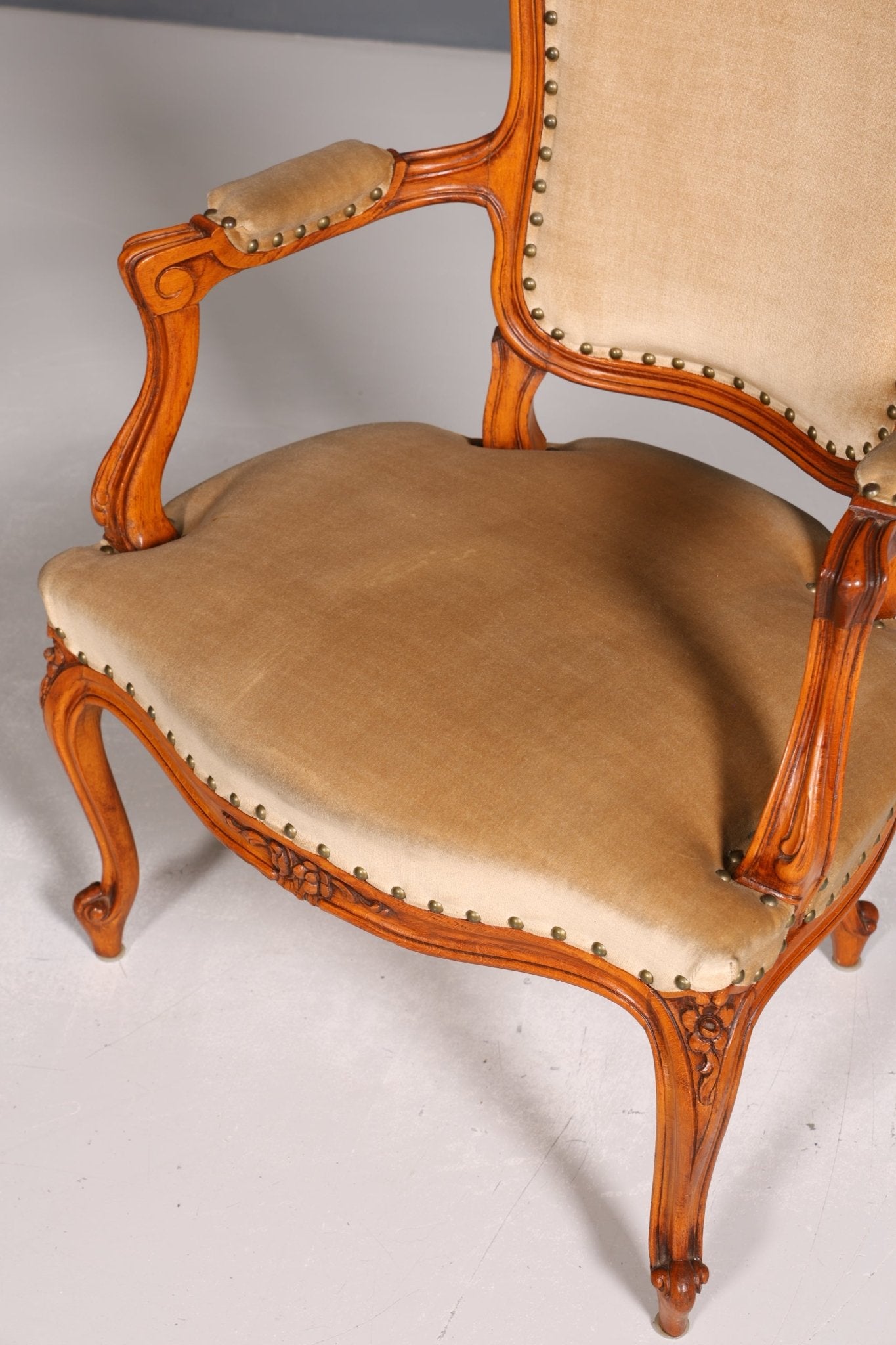 Edler Chippendale Armlehnstuhl Barock Stil Sekretär Stuhl Samt Stoff Sessel Bürostuhl