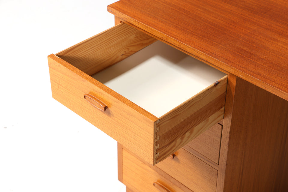 Wunderschöner Mid Century Schreibtisch Made in Denmark Teak Holz Tisch Bürotisch 60er Jahre Office Desk