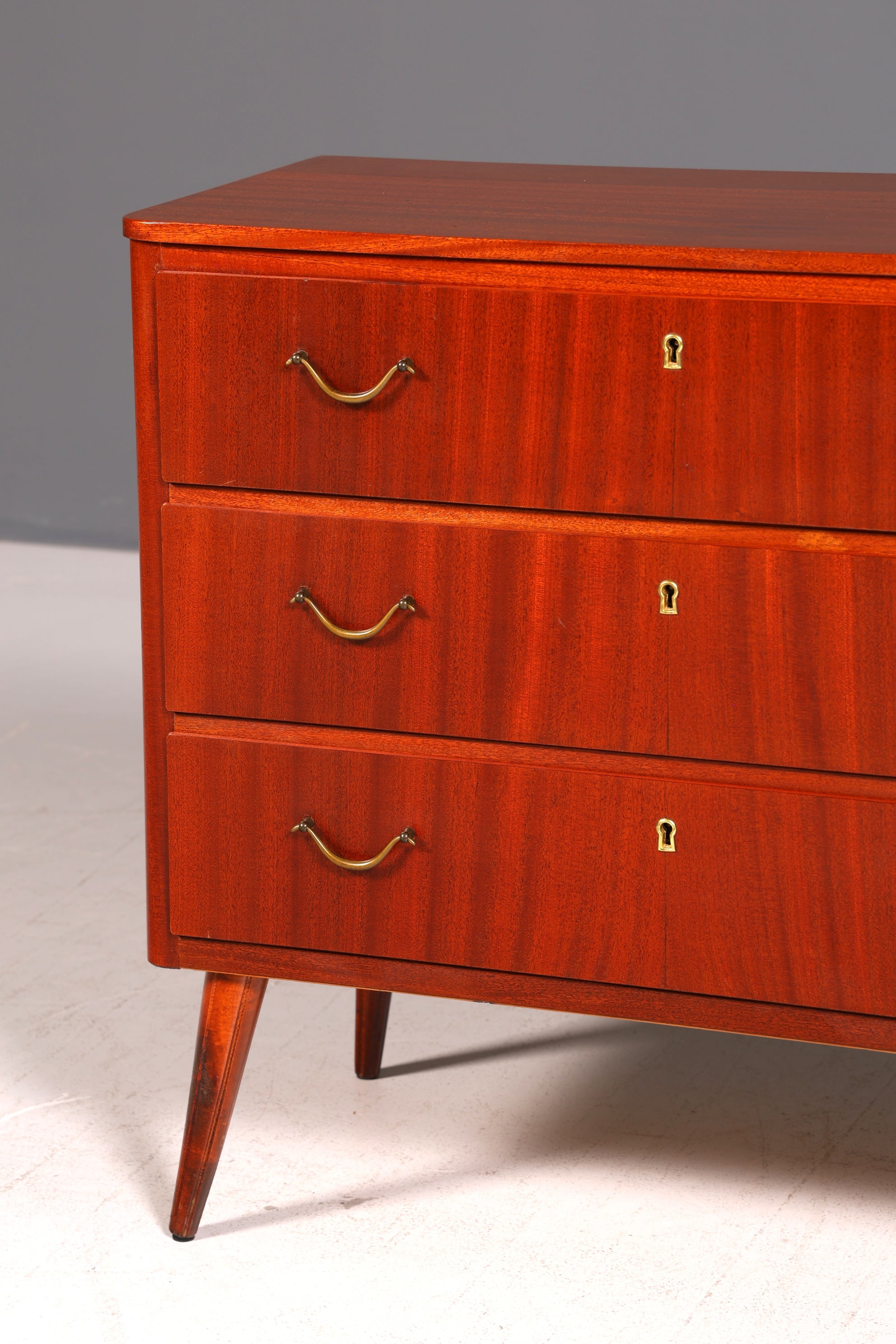 Wunderschöne Mid Century Schubladenkommode Vintage Flurkommode 60s Sideboard Designklassiker Holz