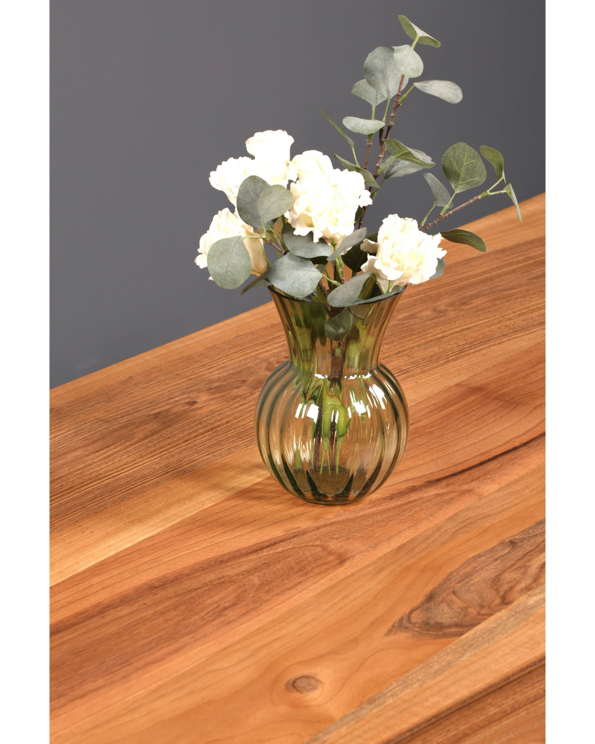Traumhafter Nussbaum Tisch 220cm-95cm Esszimmer Tisch Baumkanten Platte massiv Holz Küchentisch