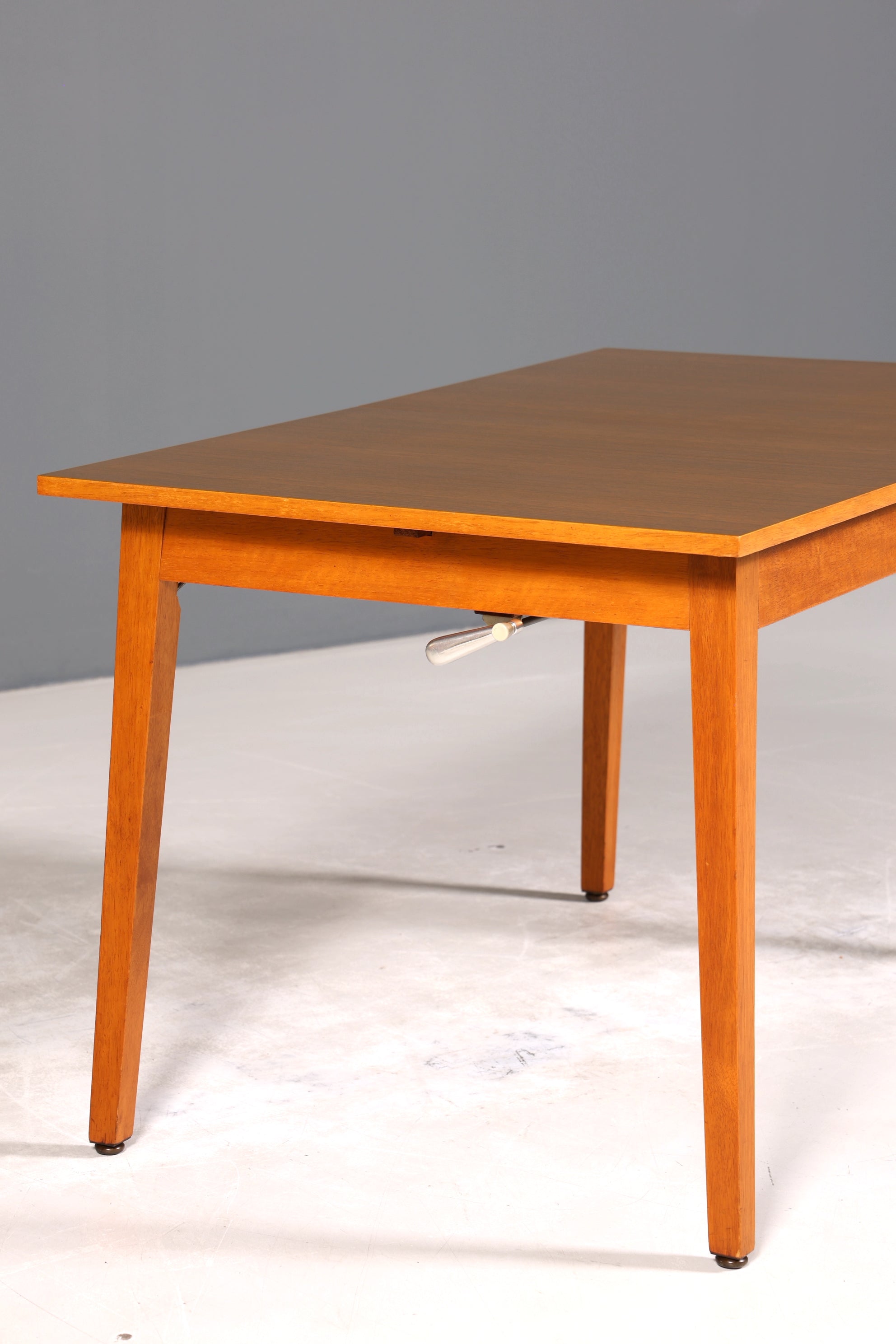 Traumhafter Mid Century Küchentisch Vintage Tisch ausziehbar und höhenverstellbar Esszimmer Tisch VEB