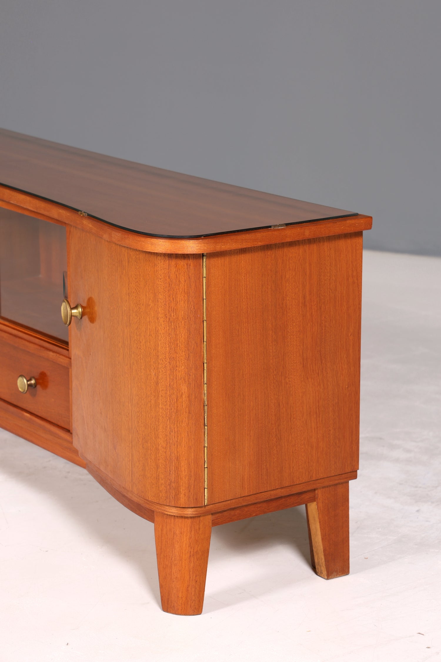 Wunderschönes Mid Century Sideboard Vintage Vitrine Kommode TV Schrank Flurkommode 60s