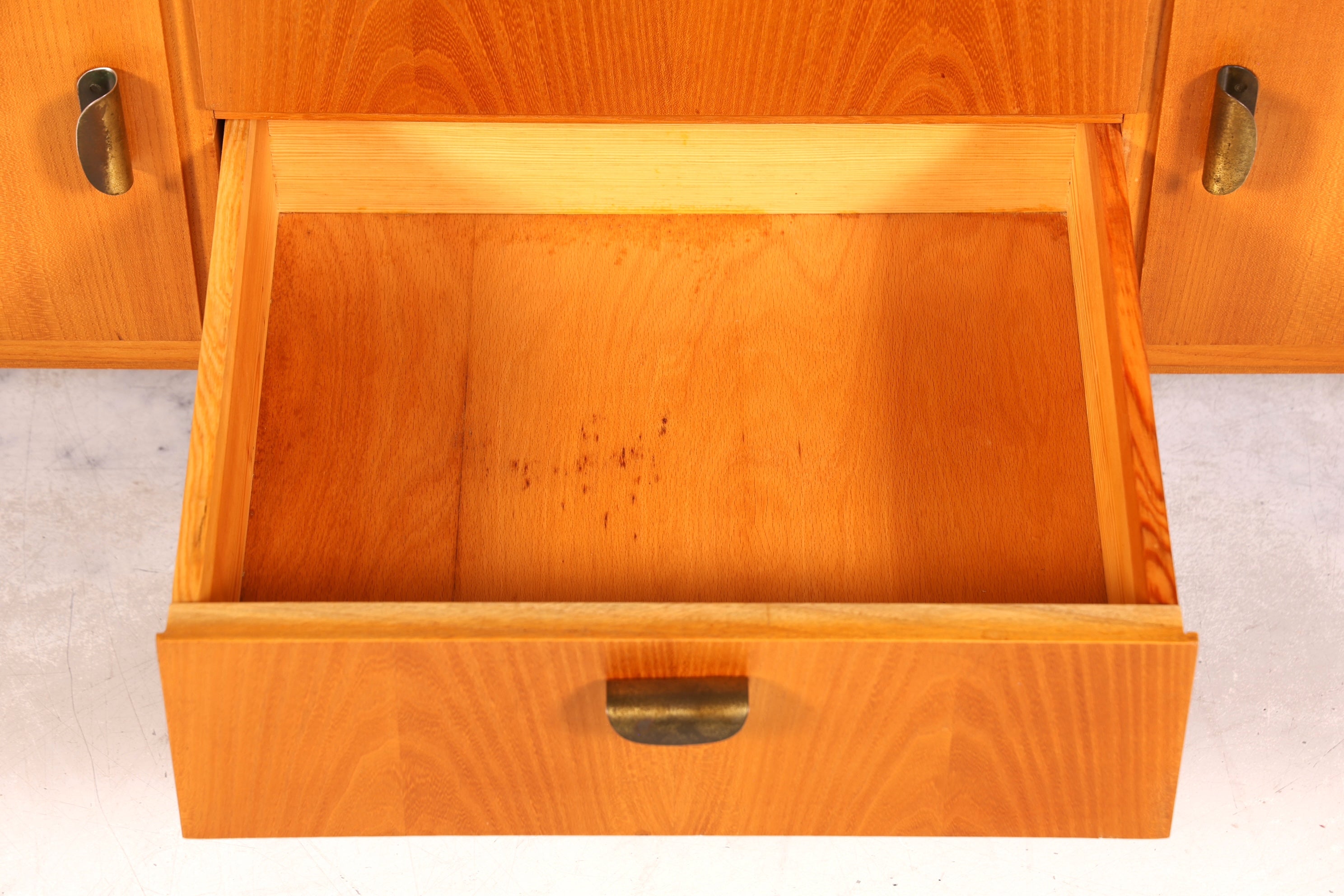 Wunderschönes Mid Century Sideboard Vintage Kommode TV Schrank Flurkommode 60s