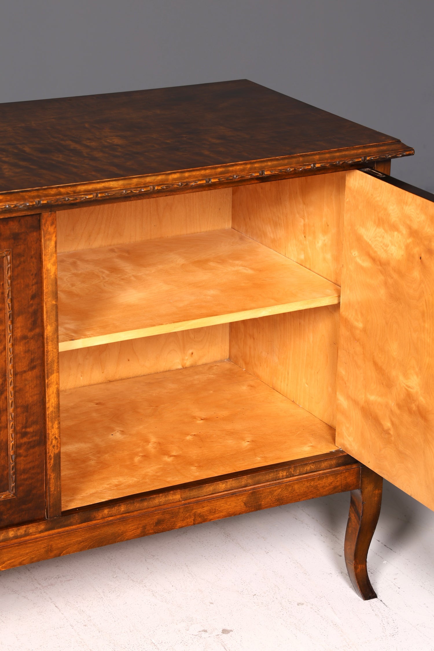 Wunderschönes Original Art Deco Sideboard Antik Schrank TV Kommode um 1930 Designklassiker