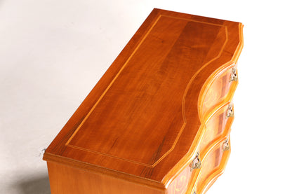 Stilvolle geschwungene Kommode im Barock Stil Sideboard Chippendale Schubladenkommode