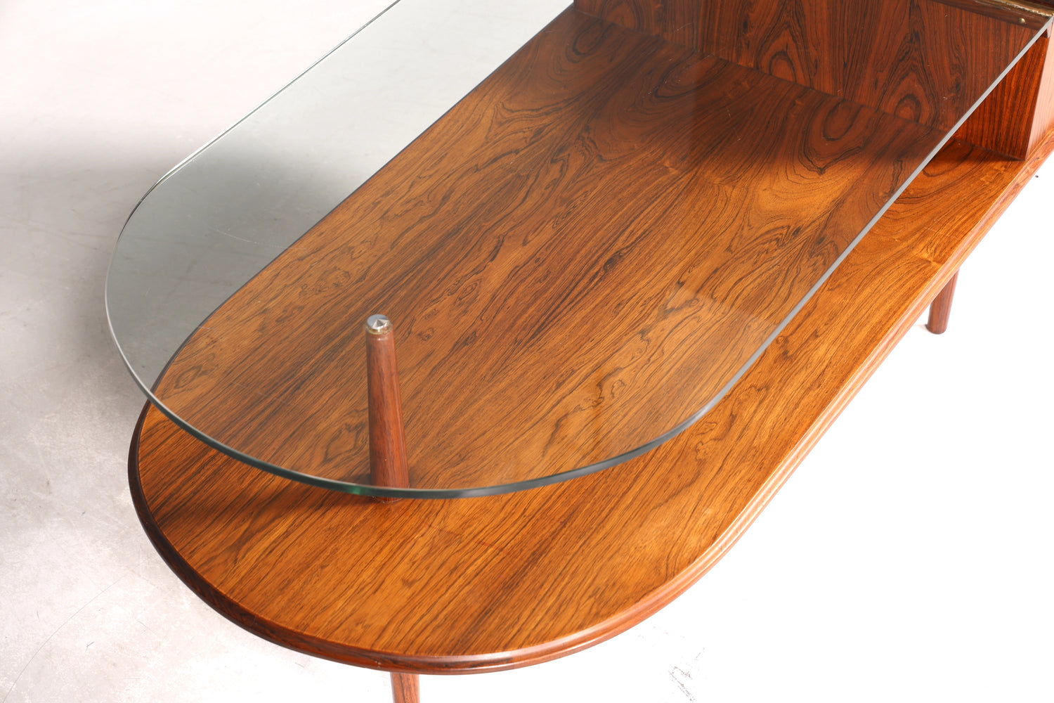 Wunderschöner Mid Century Couchtisch designed by Johannes Andersen Retro Ablagetisch Glastisch Made in Denmark Tisch