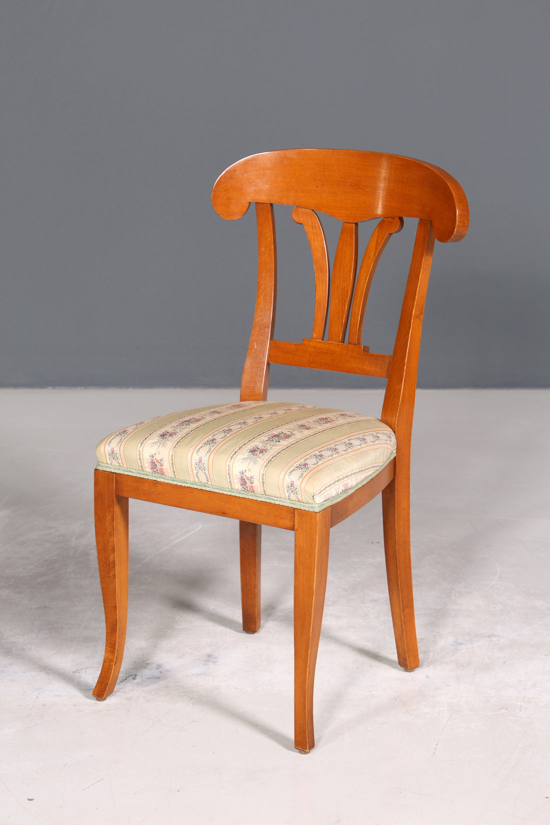 Wunderschöner Selva Stuhl Antik Biedermeier Stil Sekretär Stuhl Esszimmer Stuhl Küchenstuhl