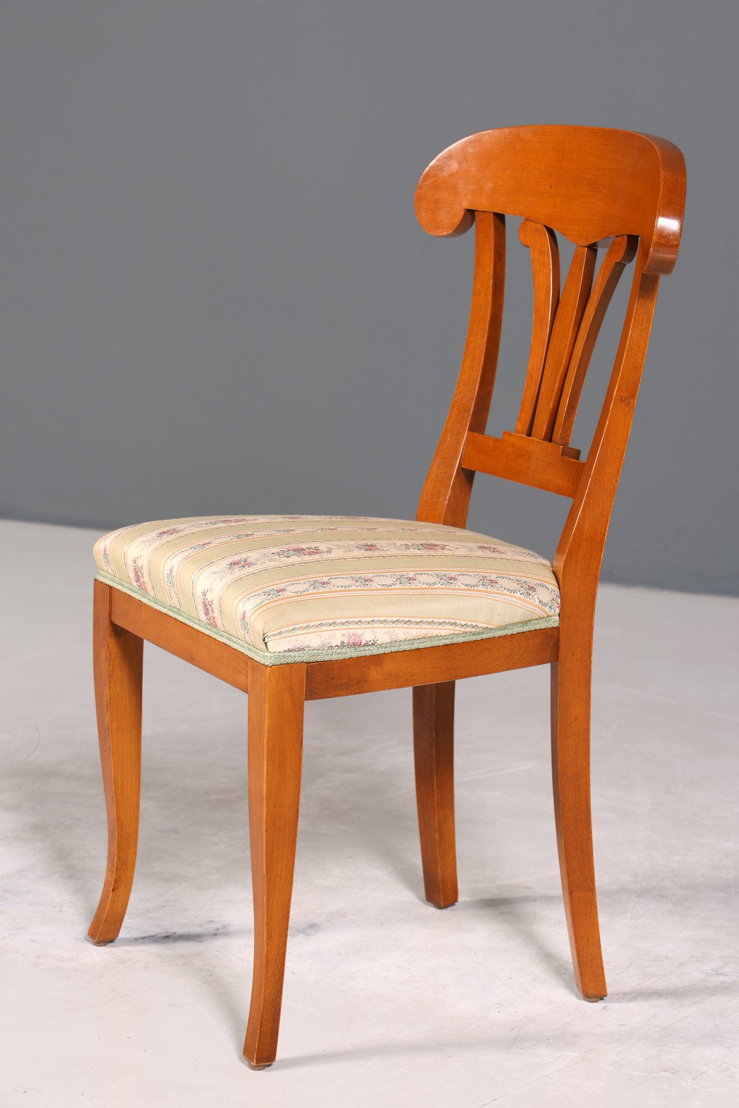 Wunderschöner Selva Stuhl Antik Biedermeier Stil Sekretär Stuhl Esszimmer Stuhl Küchenstuhl