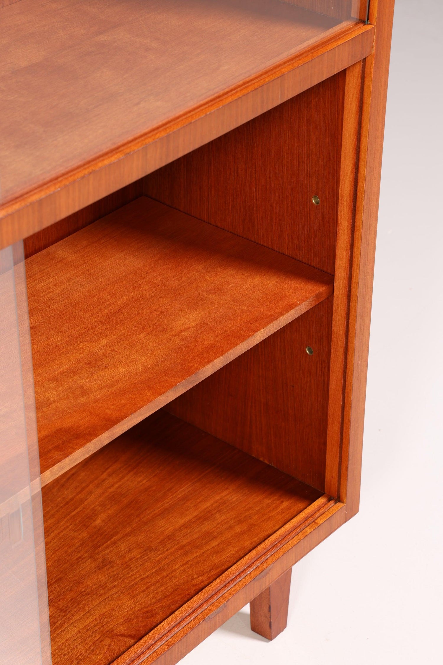 Wunderschöne Mid Century Vitrine Retro Regal Vintage Bücherregal Schrank 2 von 2