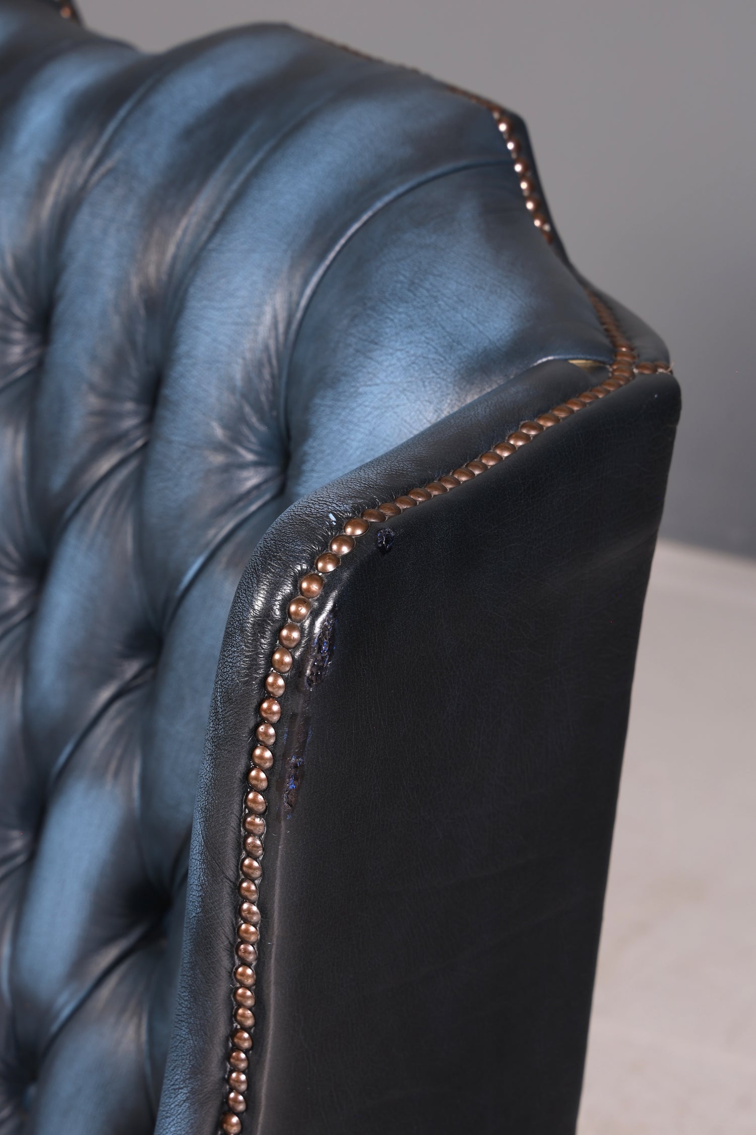 Beautiful original Chesterfield three-seater sofa, Queen Anne, blue English leather couch, England upholstered sofa
