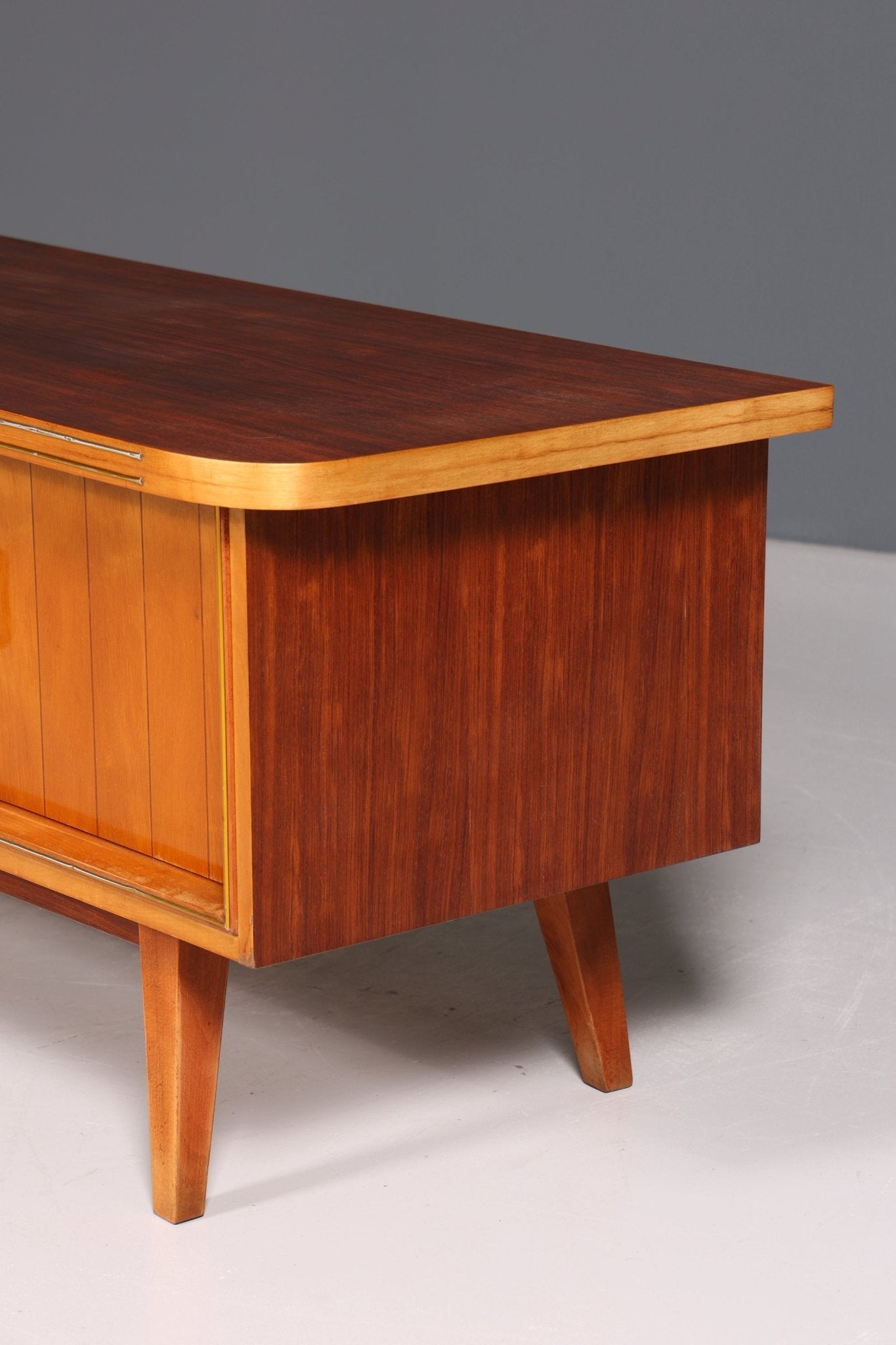 Schlichtes Mid Century Sideboard Vintage TV Kommode 60s Schrank Longboard Retro Lowboard