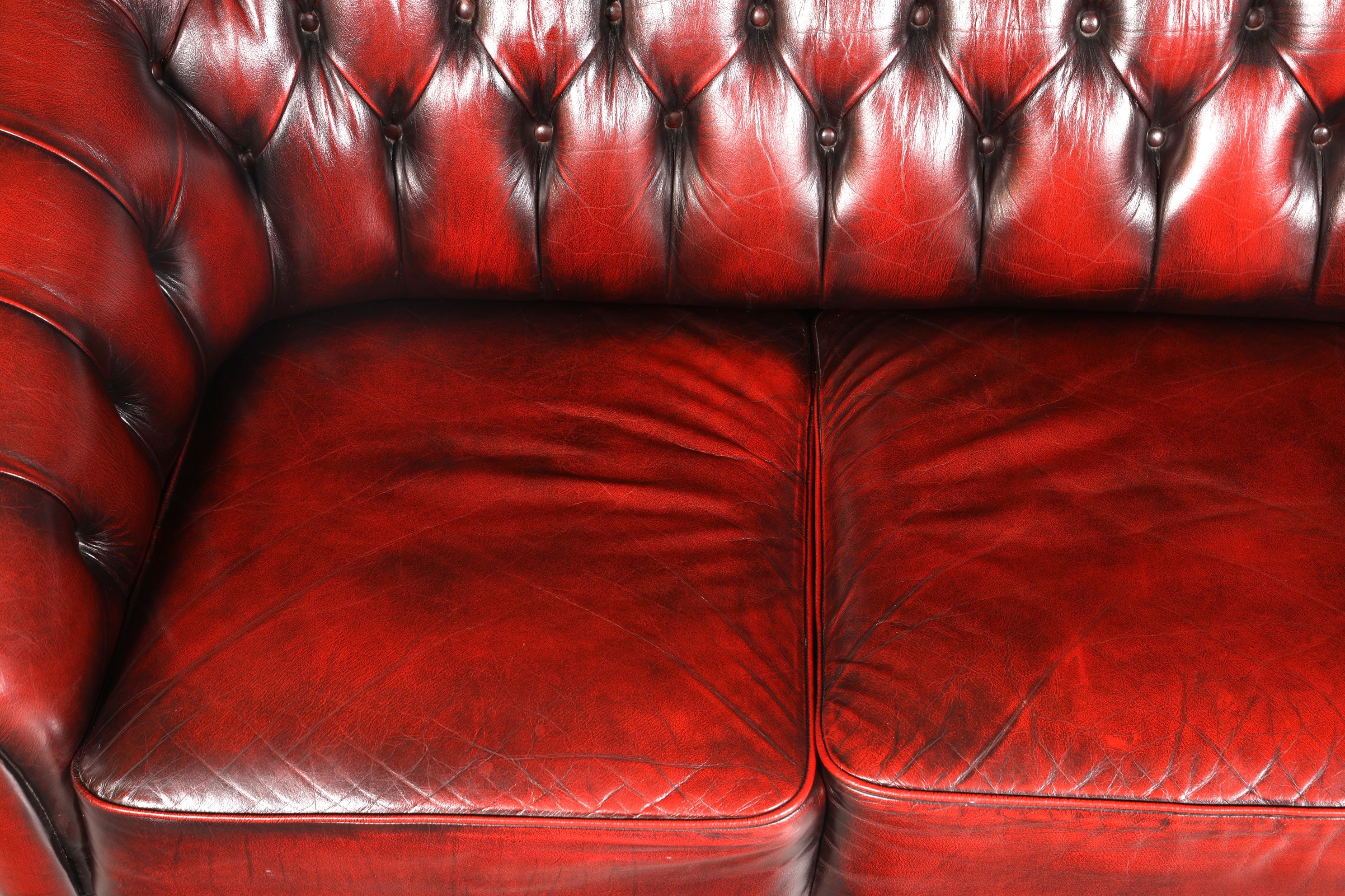 Wunderschönes Original Chesterfield Sofa 3- Sitzer echt Leder Englisch Oxblood Couch