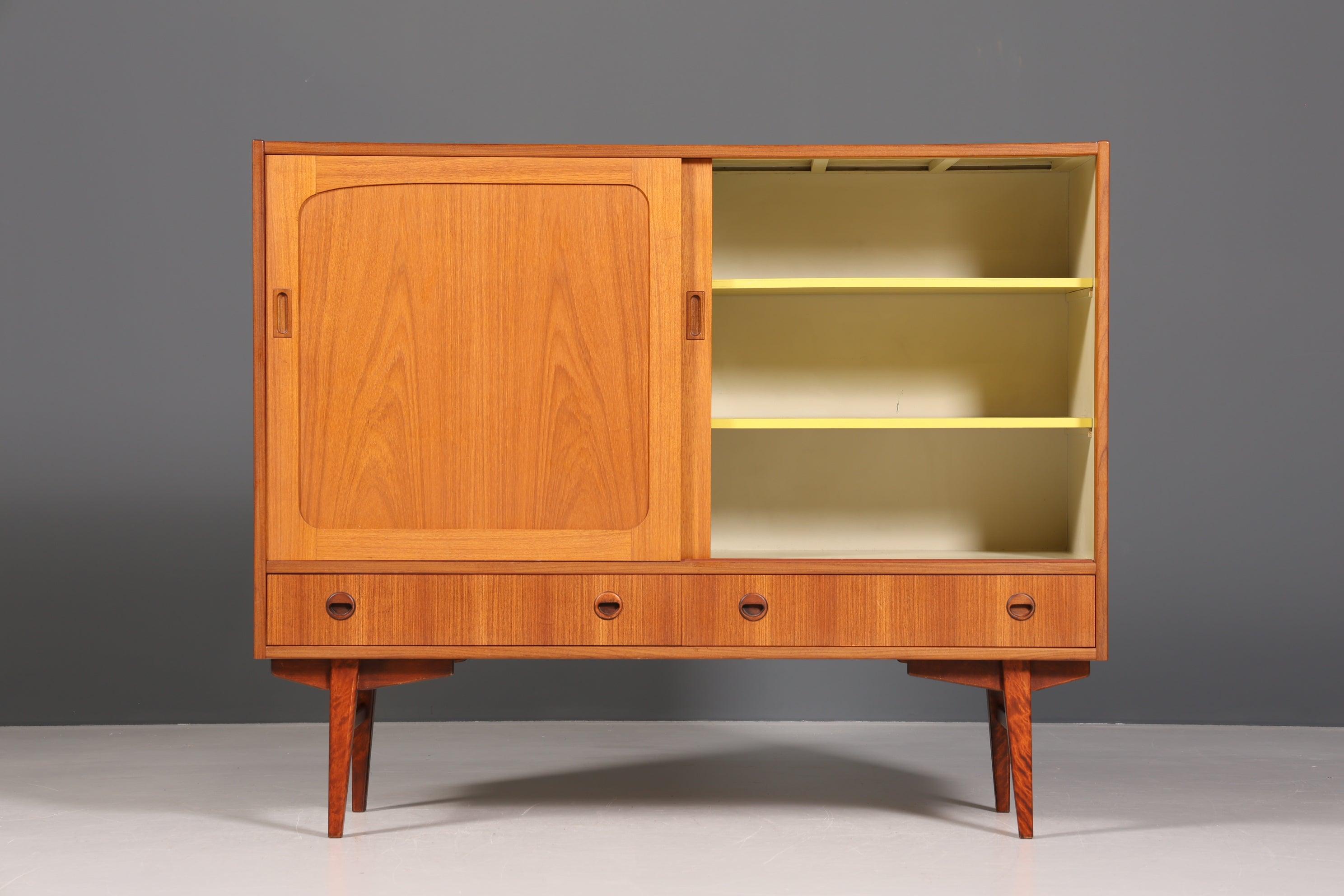 Stilvolles Mid Century Highboard &quot;Made in Denmark&quot; echt Holz Schrank Retro Sideboard Regal