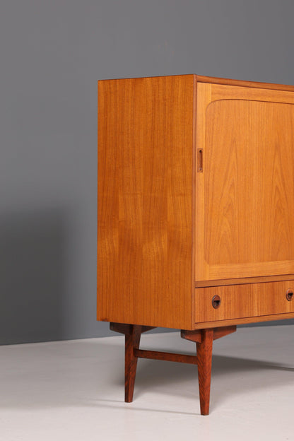 Stilvolles Mid Century Highboard &quot;Made in Denmark&quot; echt Holz Schrank Retro Sideboard Regal