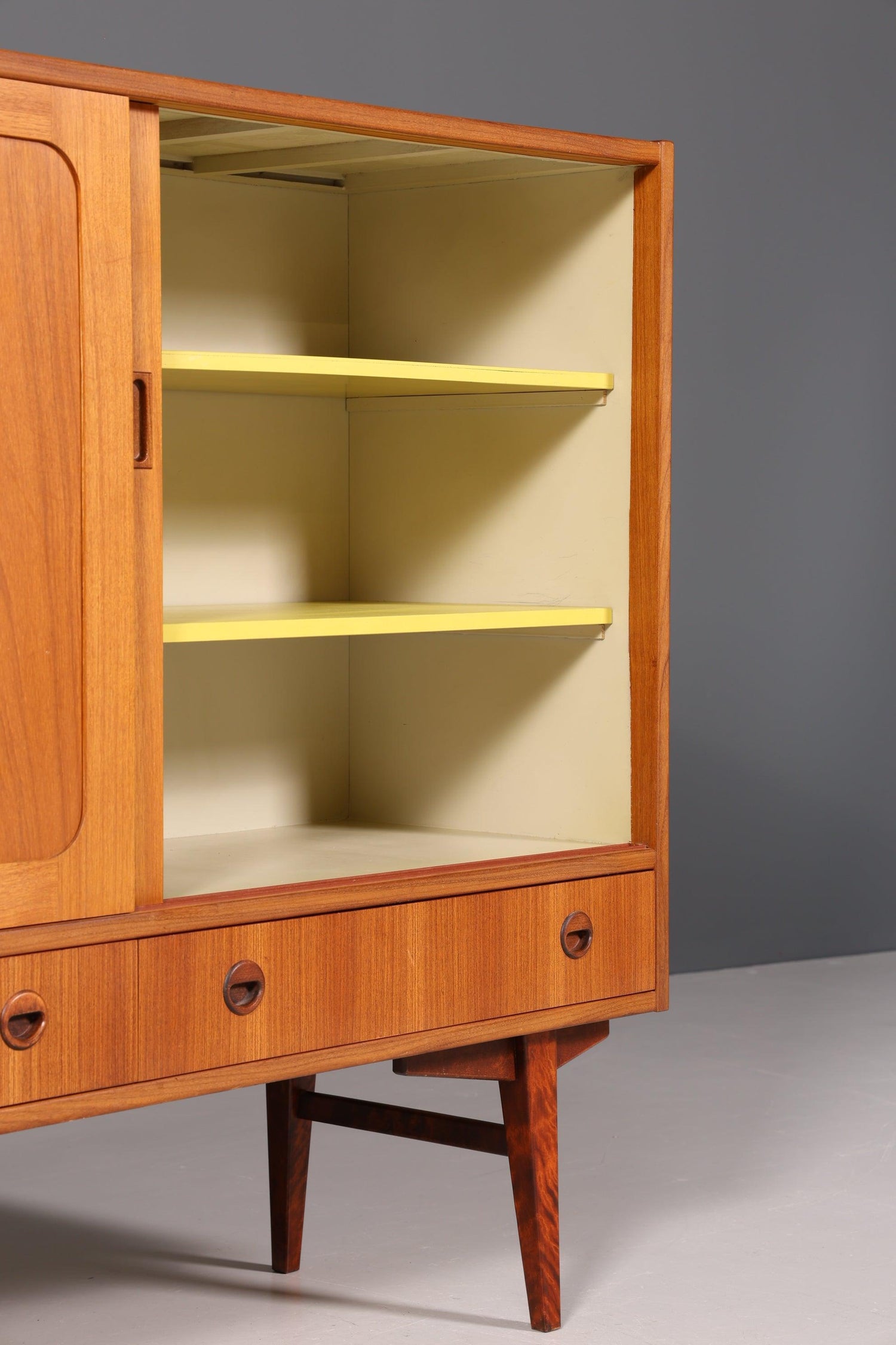 Stilvolles Mid Century Highboard &quot;Made in Denmark&quot; echt Holz Schrank Retro Sideboard Regal
