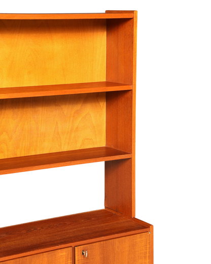 Hauptstadt Möblerei Mid Century Regal aus massivem Holz im Danish Design mit höhenverstellbaren Einlegeböden