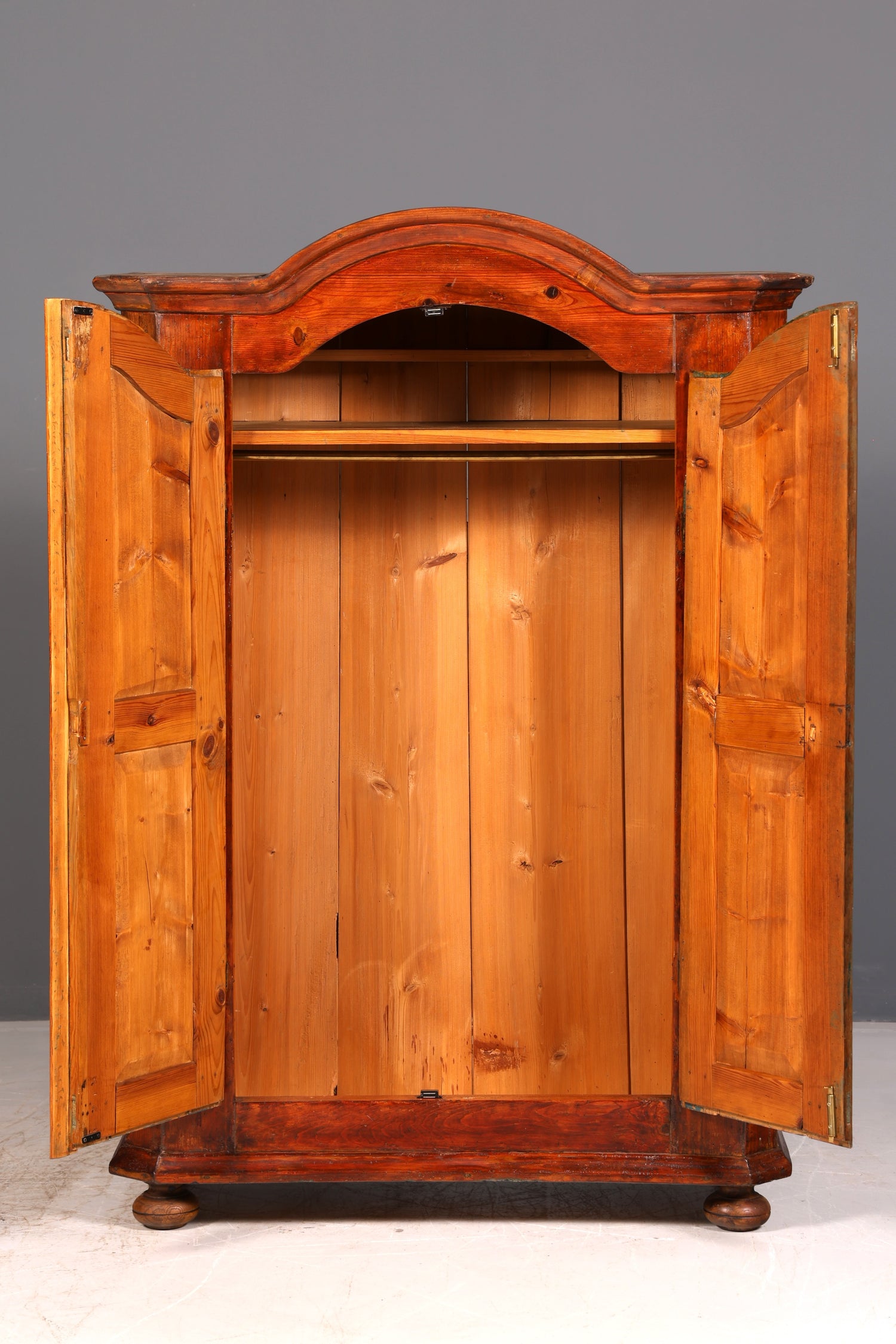 Wunderschöner Antiker Bauernschrank Barock Dielenschrank Kleiderschrank Wäscheschrank Massivholz