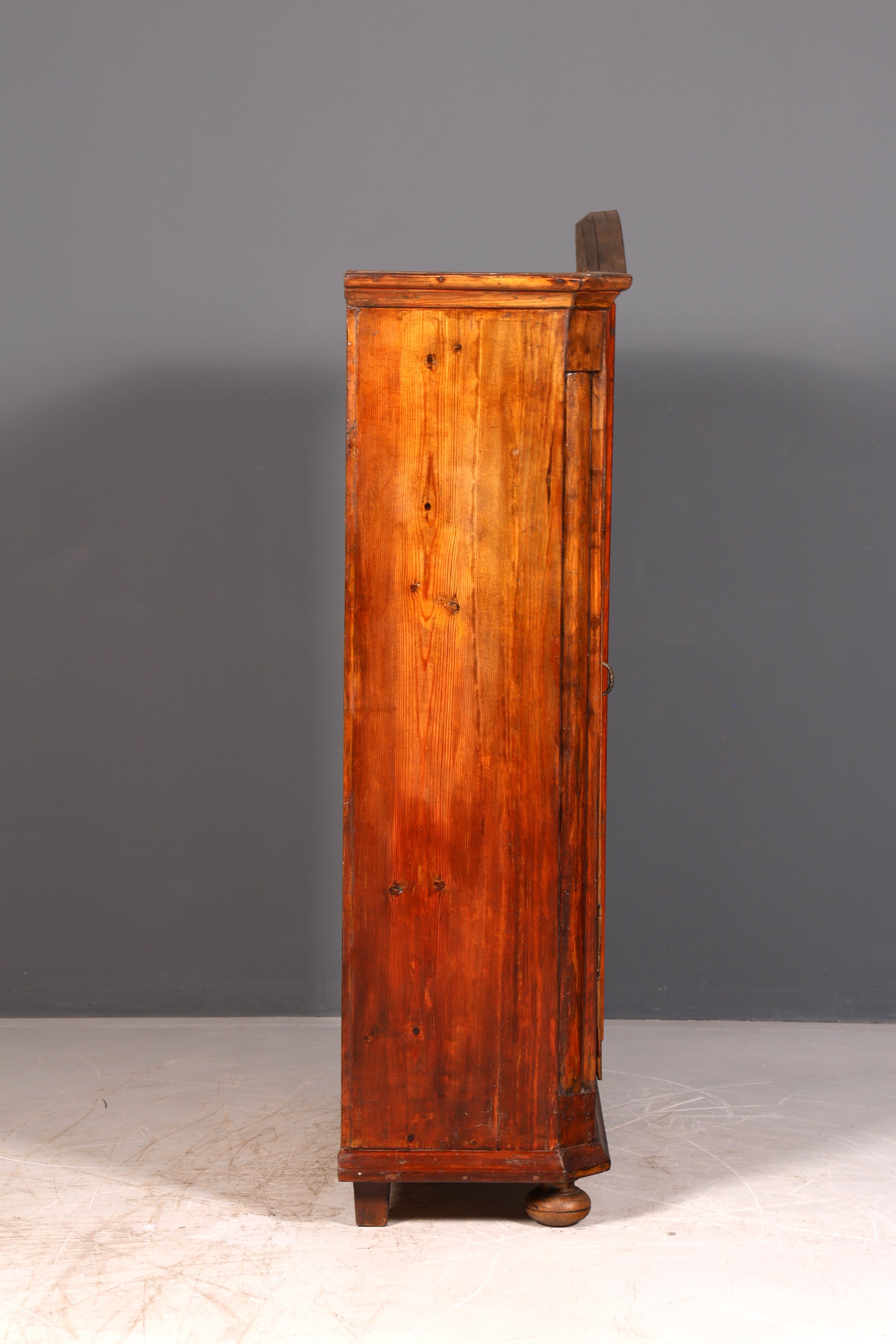 Wunderschöner Antiker Bauernschrank Barock Dielenschrank Kleiderschrank Wäscheschrank Massivholz