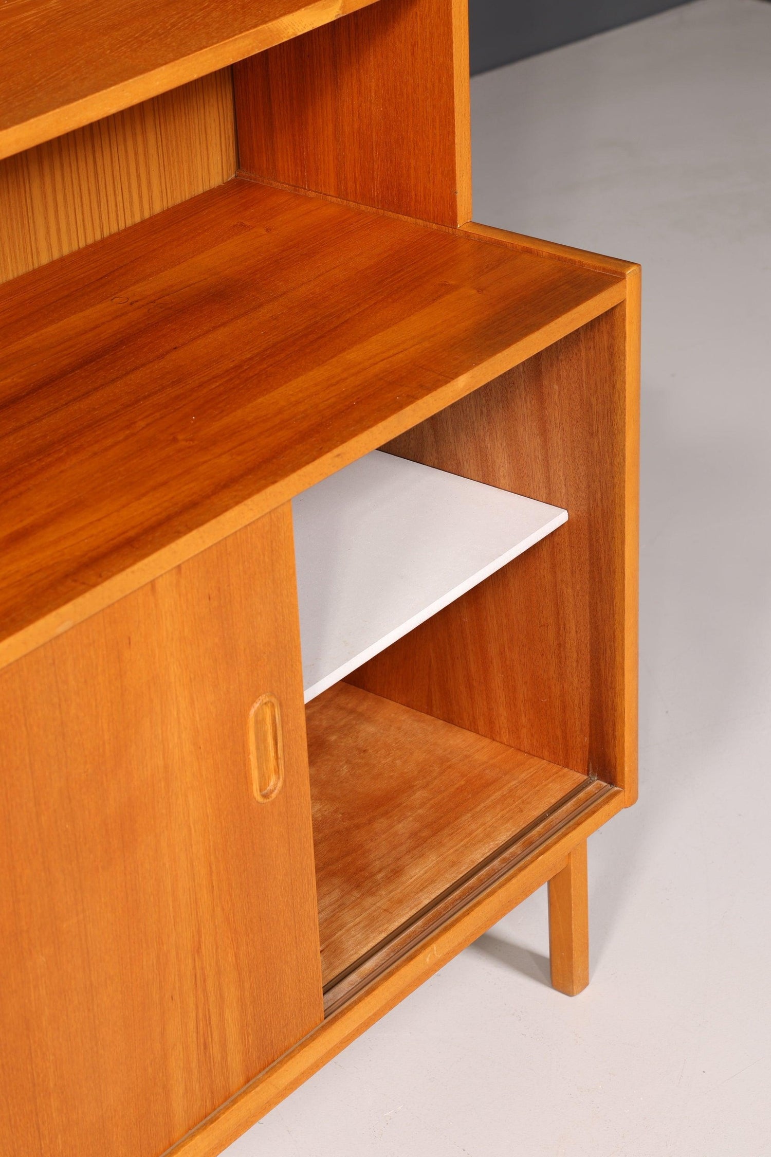 Schlichtes Mid Century Bücherregal Danish Design Schrank Retro Kommode &quot;Made in Denmark&quot; Schiebetür Regal Vintage 2 von 2