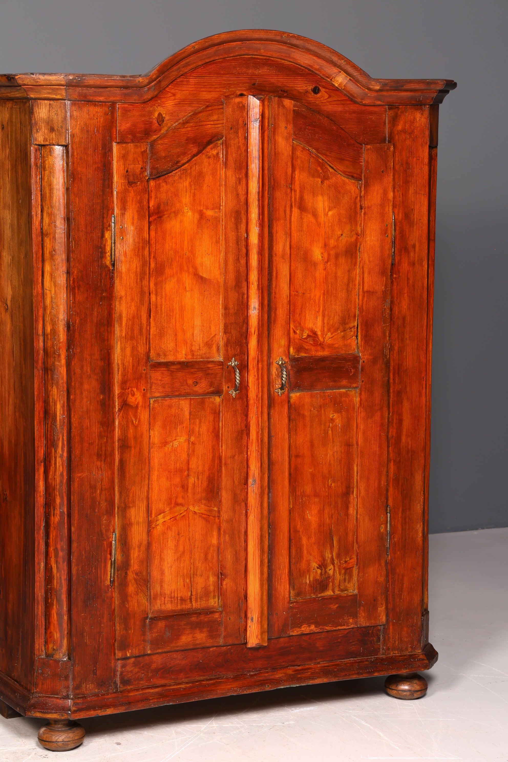 Wunderschöner Antiker Bauernschrank Barock Dielenschrank Kleiderschrank Wäscheschrank Massivholz