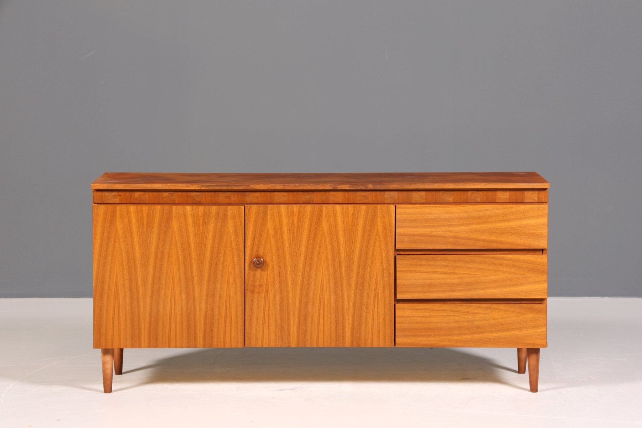 Wunderschönes Mid Century Sideboard Vintage TV Kommode 60s Schrank