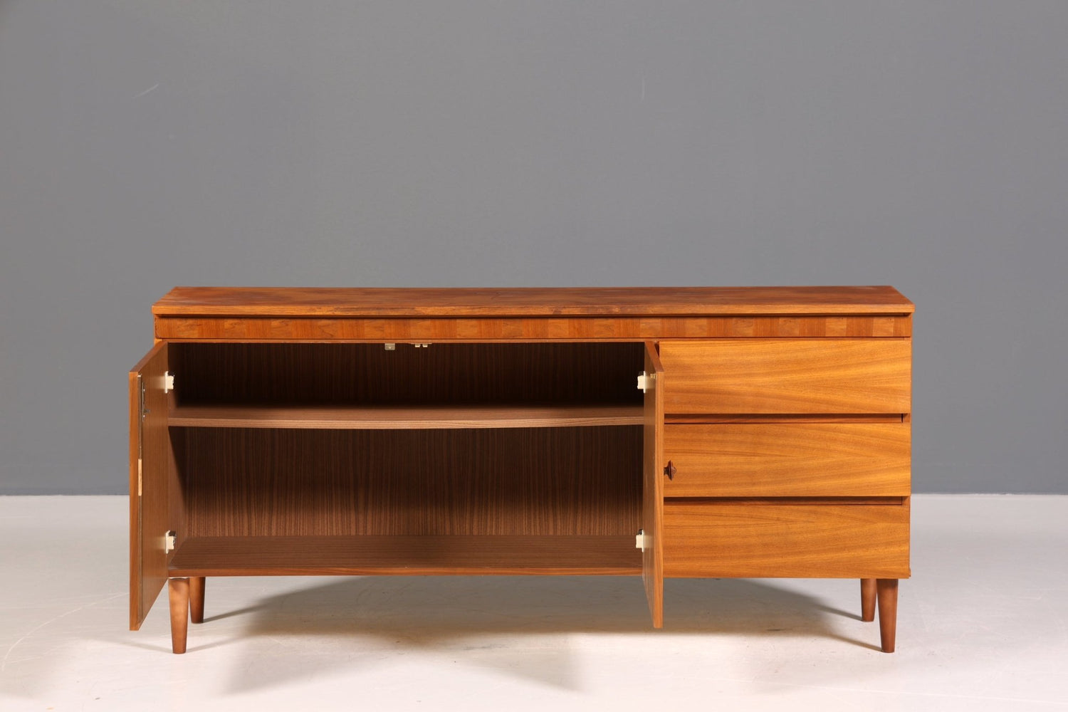 Wunderschönes Mid Century Sideboard Vintage TV Kommode 60s Schrank