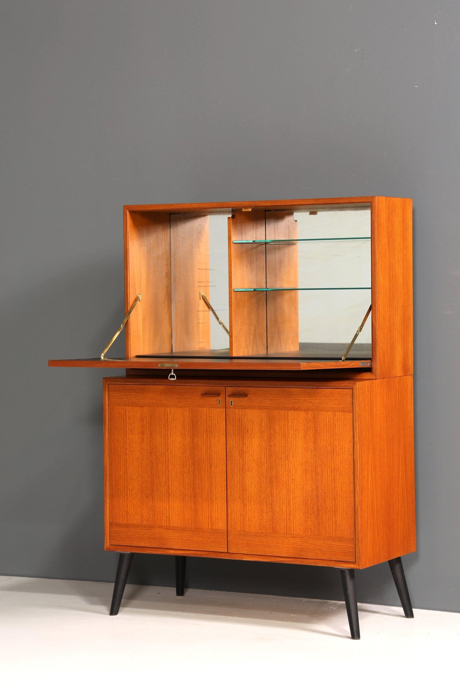 Schlichter Mid Century Schrank Sekretär Bücherregal Retro Highboard Vintage Regal 60s