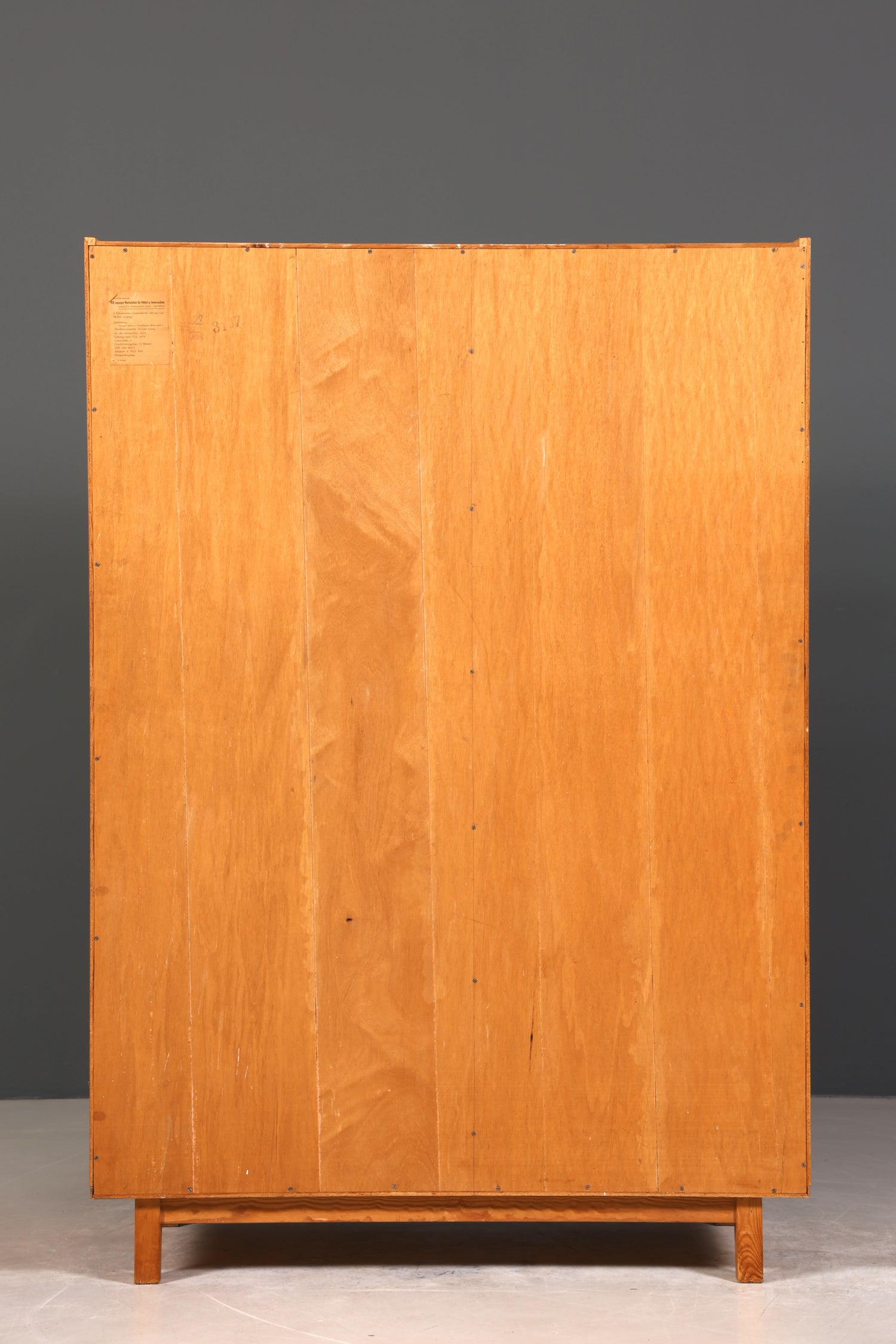 Traumhafter Mid Century Kleiderschrank Schiebetür Schrank Vintage Schrank Retro Wäscheschrank
