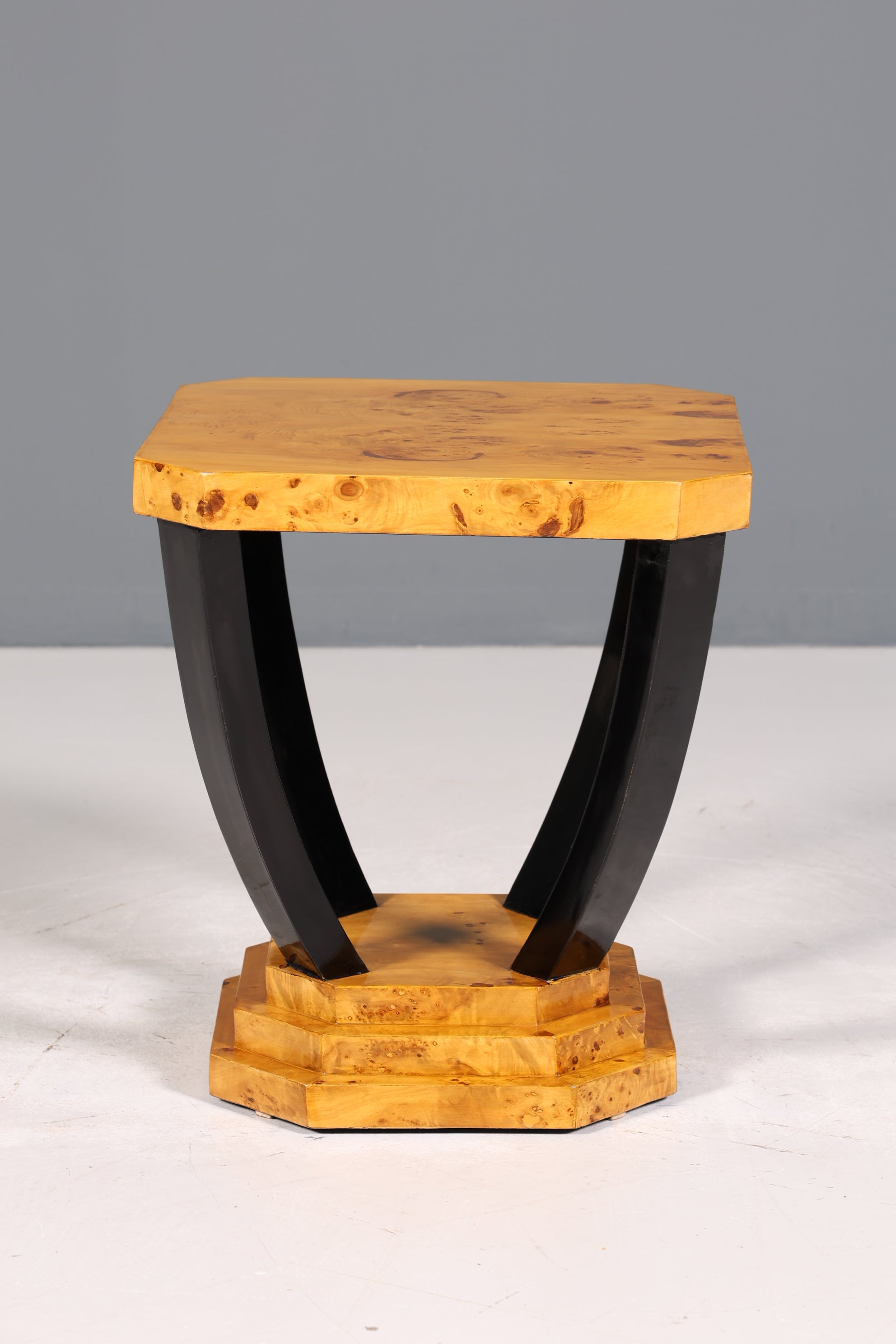 Elegant Art Deco design side table, antique style coffee table, storage table