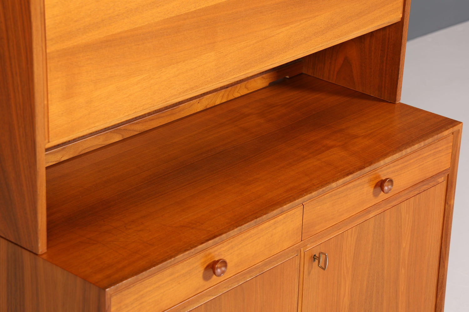 Schlichter Mid Century Schrank Vintage Highboard Sekretär echt Holz Regal 60er Jahre