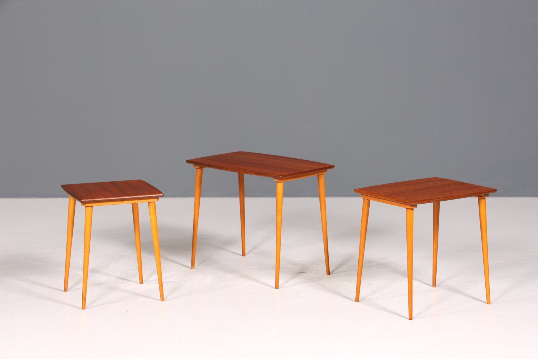 Filigranes Mid Century Tisch Set Couchtisch Teak Holz 3er Satz Ablagetisch Beistelltisch
