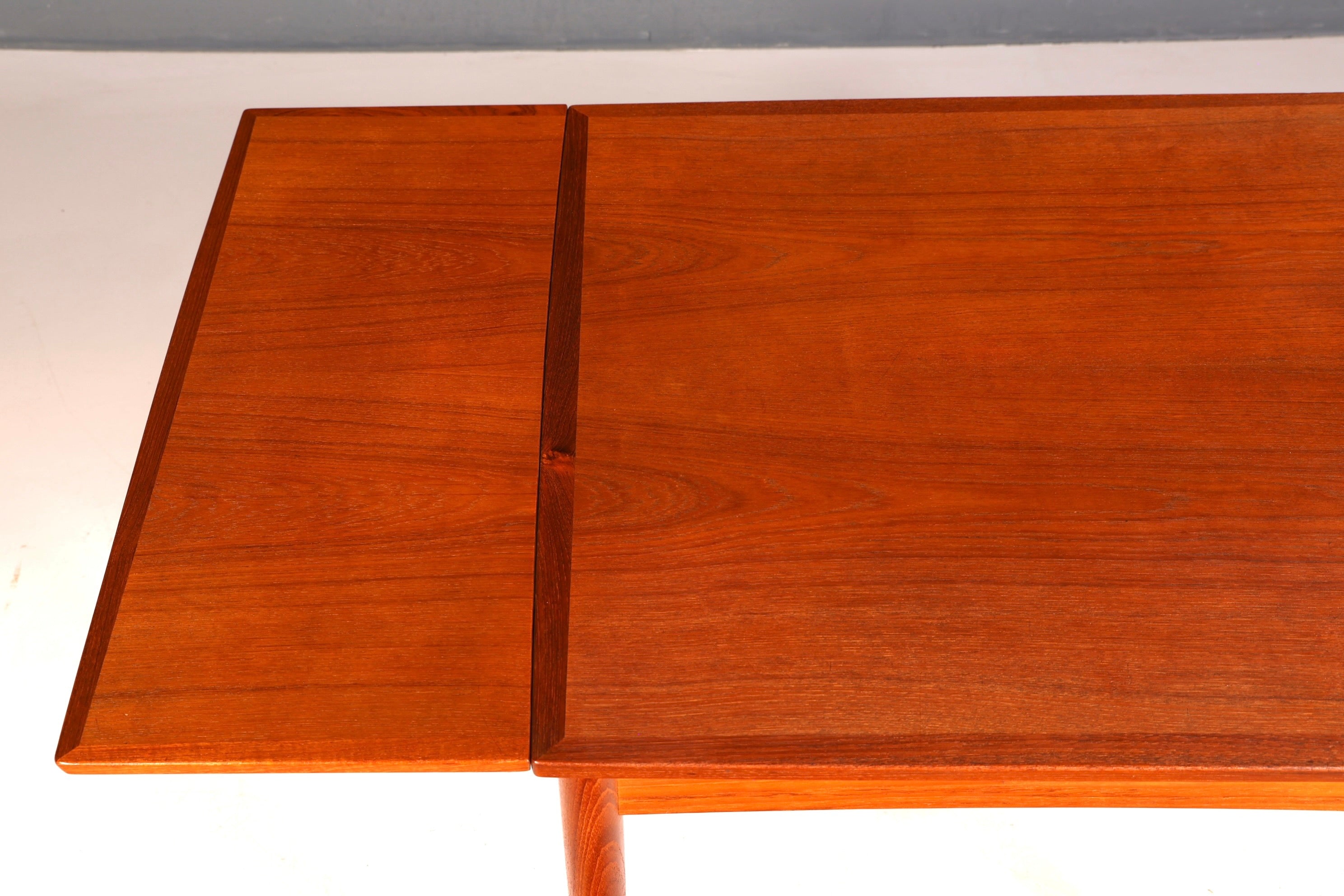 G329 Finish cm Traumhafter Mid Century Esstisch ausziehbarer Danish Design Teak Holz Küchentisch Esszimmer Tisch (Kopie)