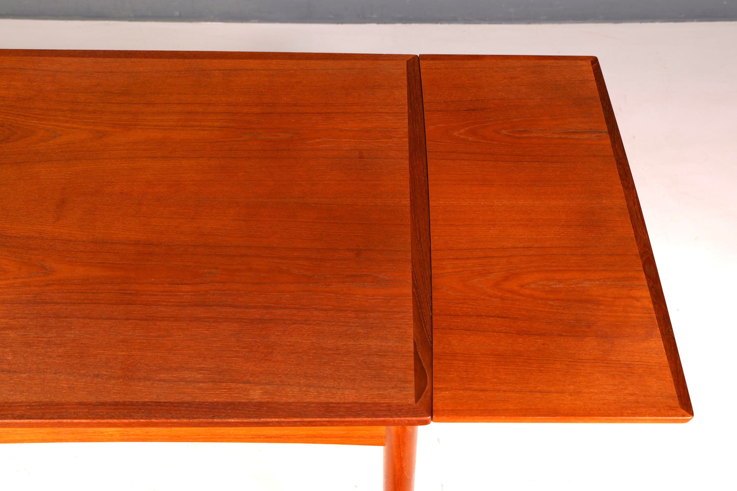 G329 Finish cm Traumhafter Mid Century Esstisch ausziehbarer Danish Design Teak Holz Küchentisch Esszimmer Tisch (Kopie)
