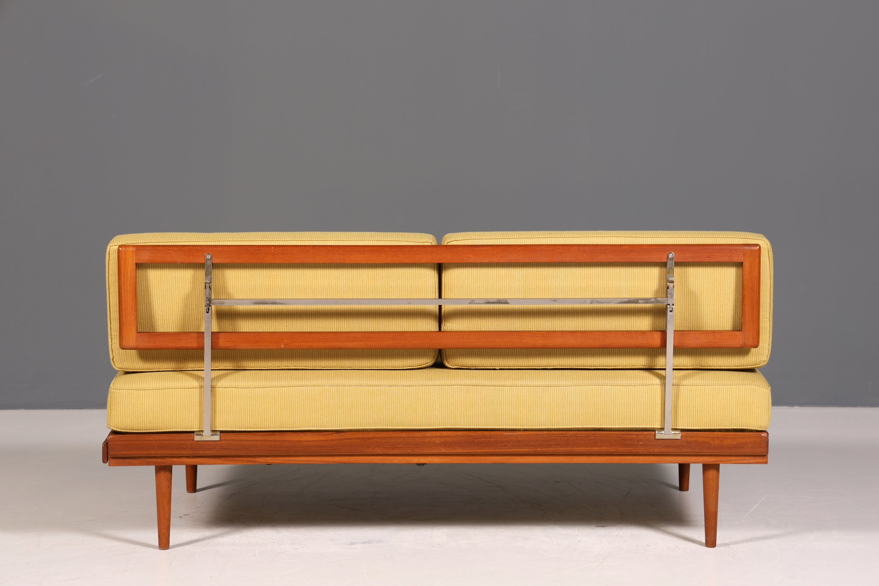 Seltenes Original Knoll Antimott Sofa Mid Century Couch Daybed Teak Holz 3-Sitzer Sofa Schlafsofa
