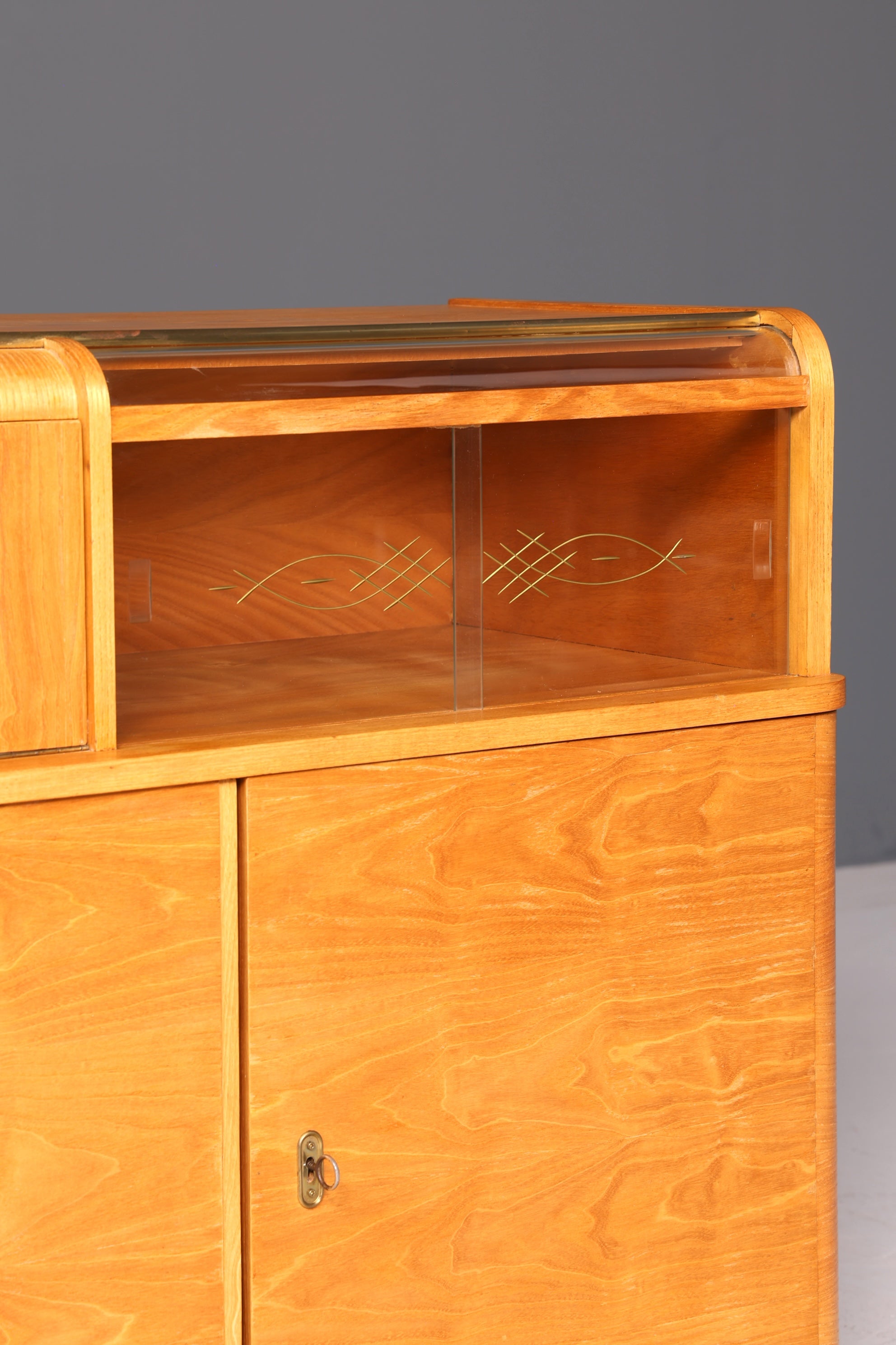 Traumhafte Mid Century Kommode Barschrank Art Deco Vintage Schrank Sideboard Teak 60s Flurkommode